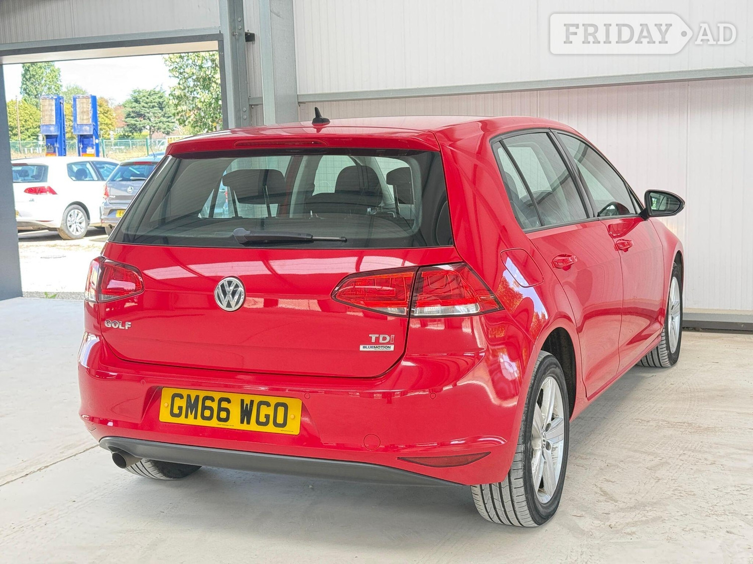 Volkswagen Golf 2017 - Cars in Hillingdon