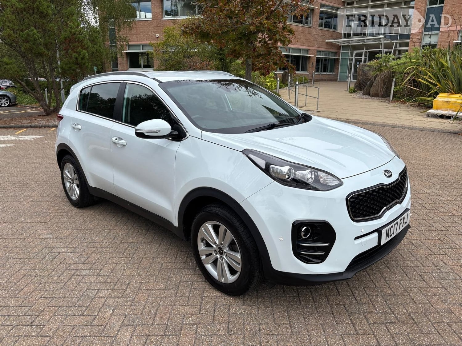 [ berth ]Kia Sportage