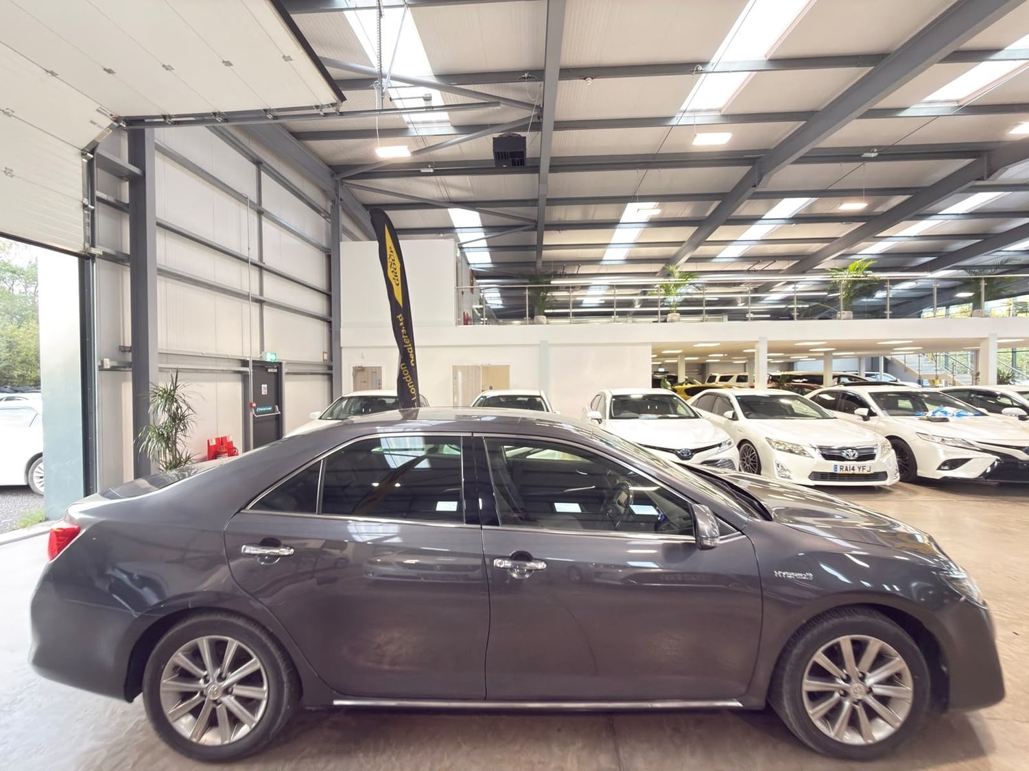 Toyota Camry Reading