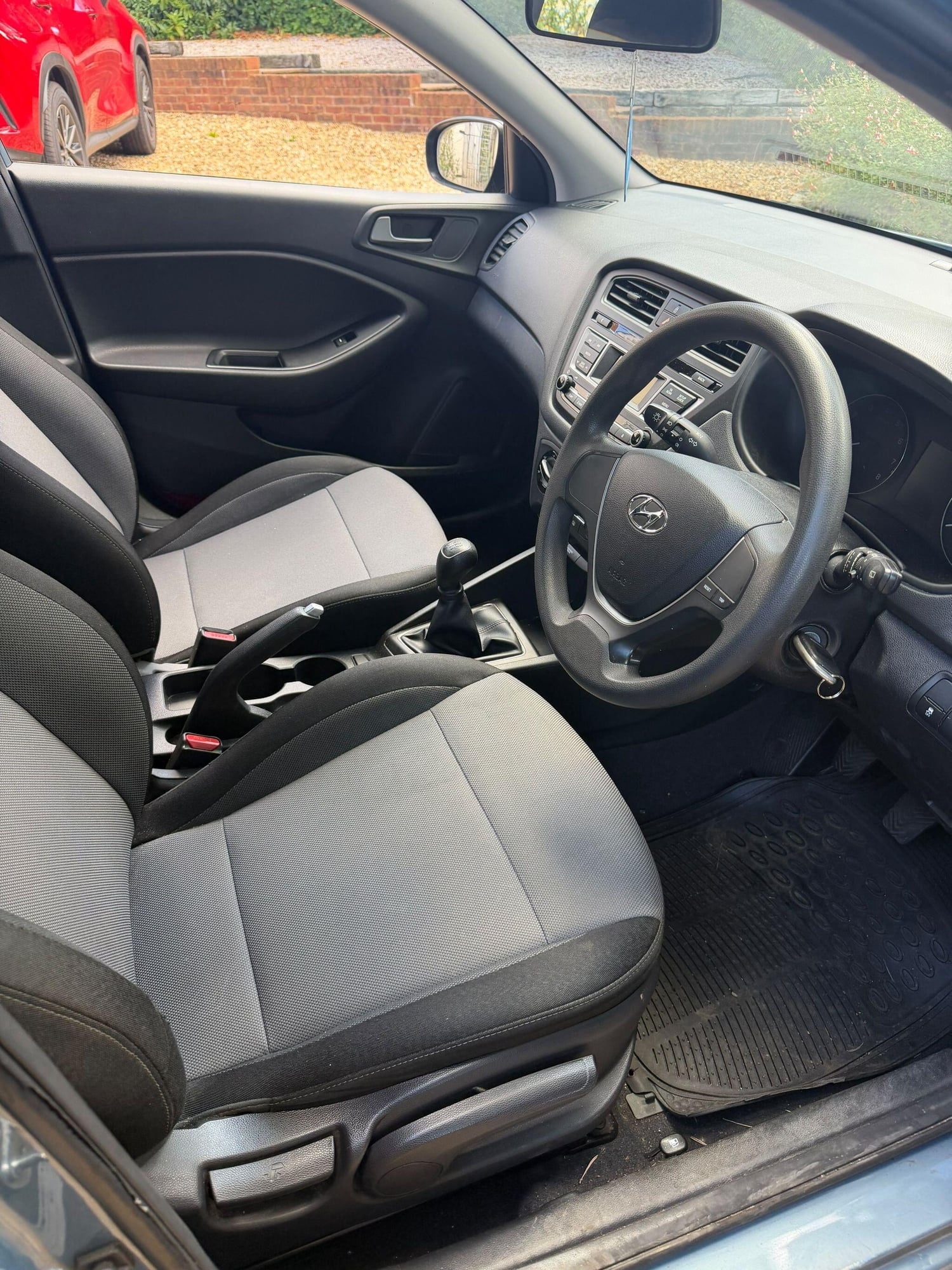 [ berth ]Hyundai i20