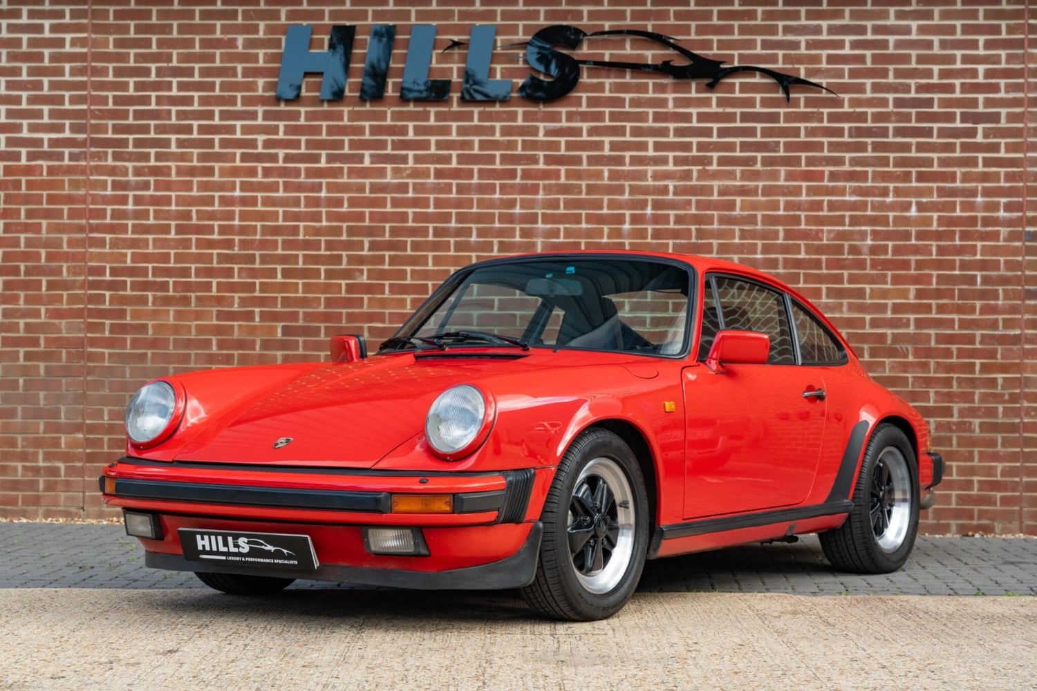 [ berth ]Porsche 911