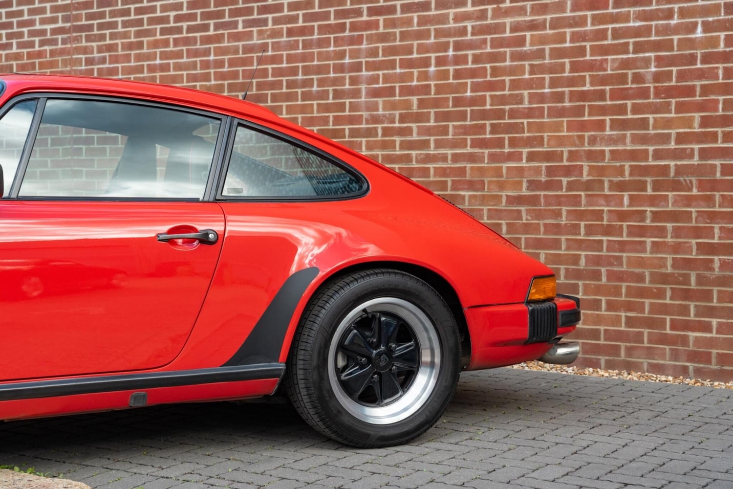 Porsche 911 1987 - Cars in Lymington