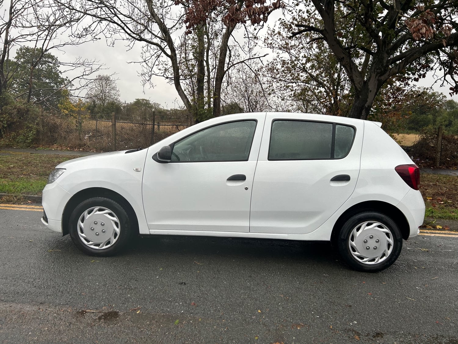 Dacia Sandero 2018 - Cars in Hillingdon