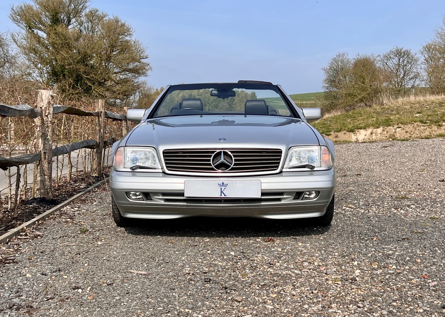 Mercedes-Benz SL 1996 - Cars in Reigate