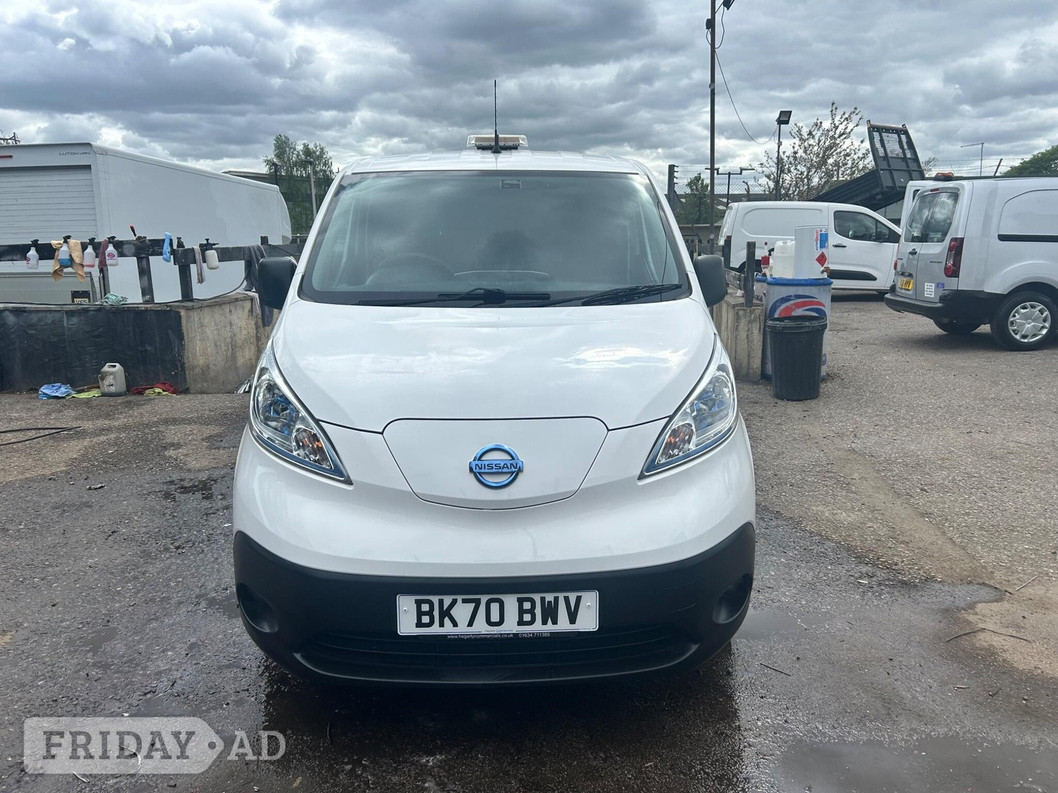 [ berth ]Nissan e-NV200