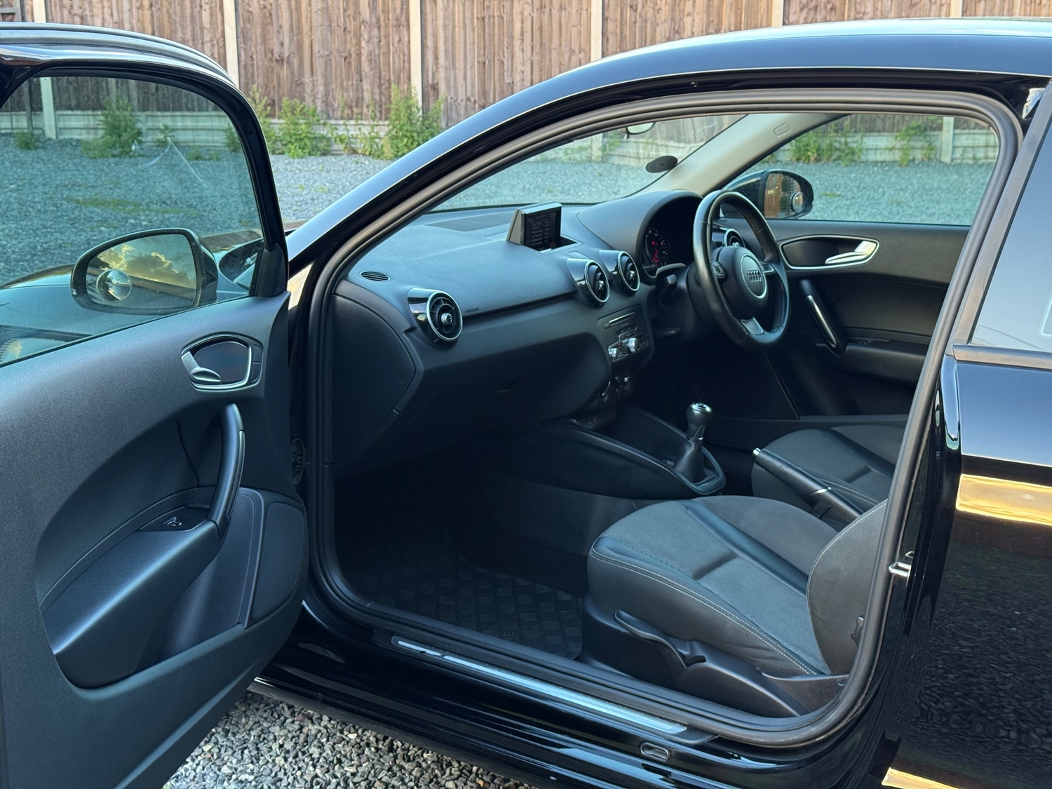 [ berth ]Audi A1