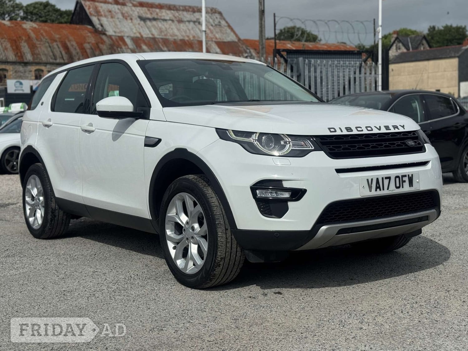 Land Rover Discovery Sport 2017 in Plymouth