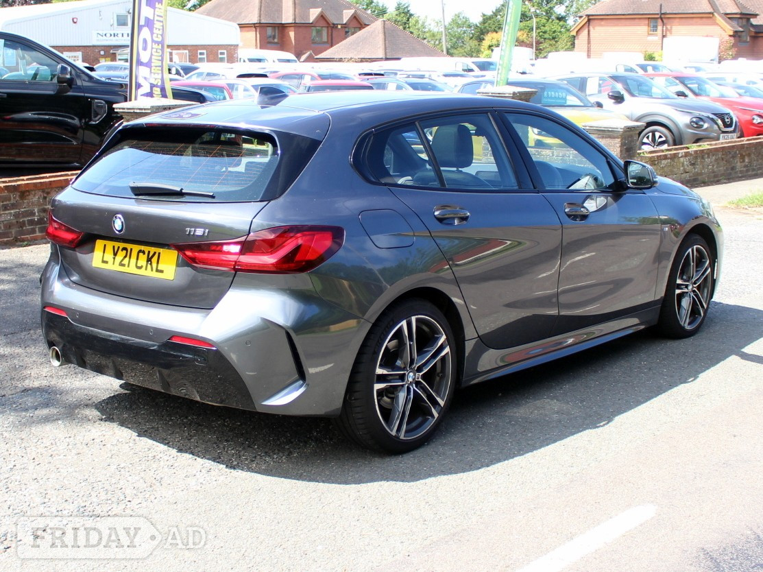 BMW 1 Series 2021 - Cars