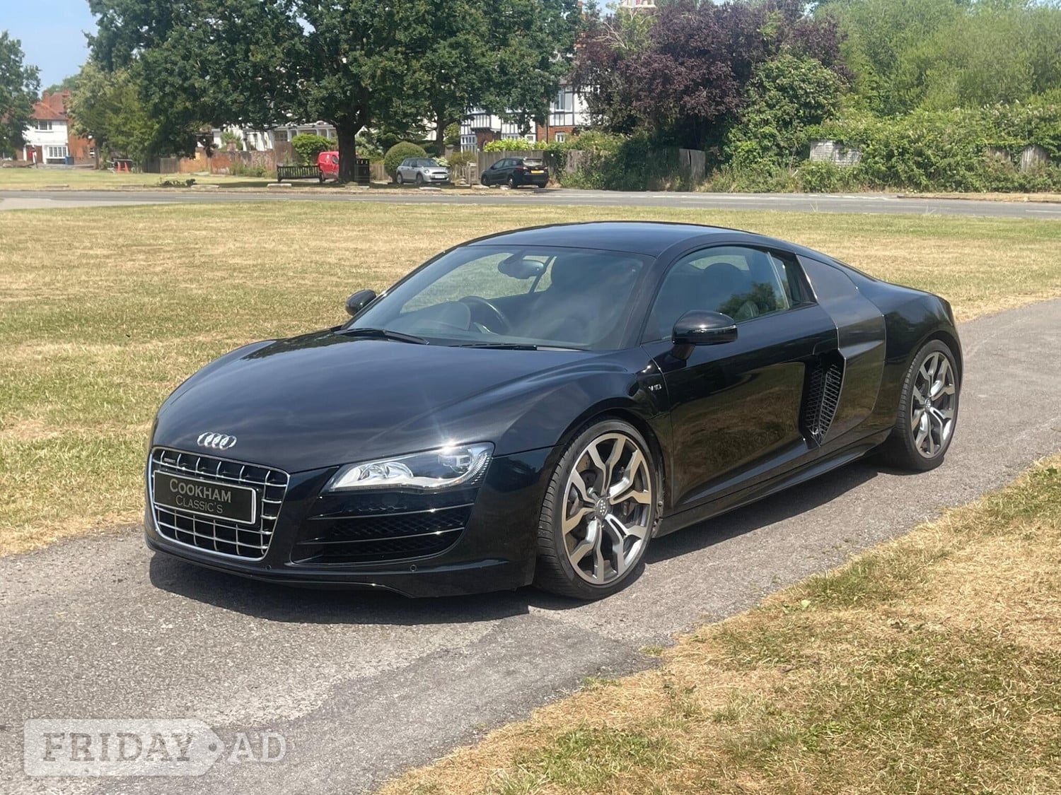 [ berth ]Audi R8