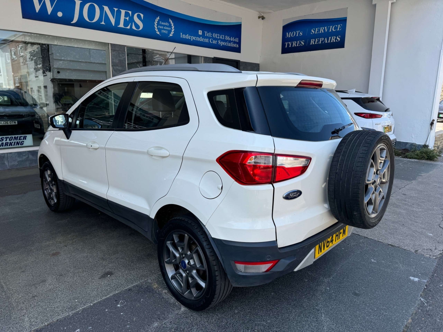 [ berth ]Ford Ecosport
