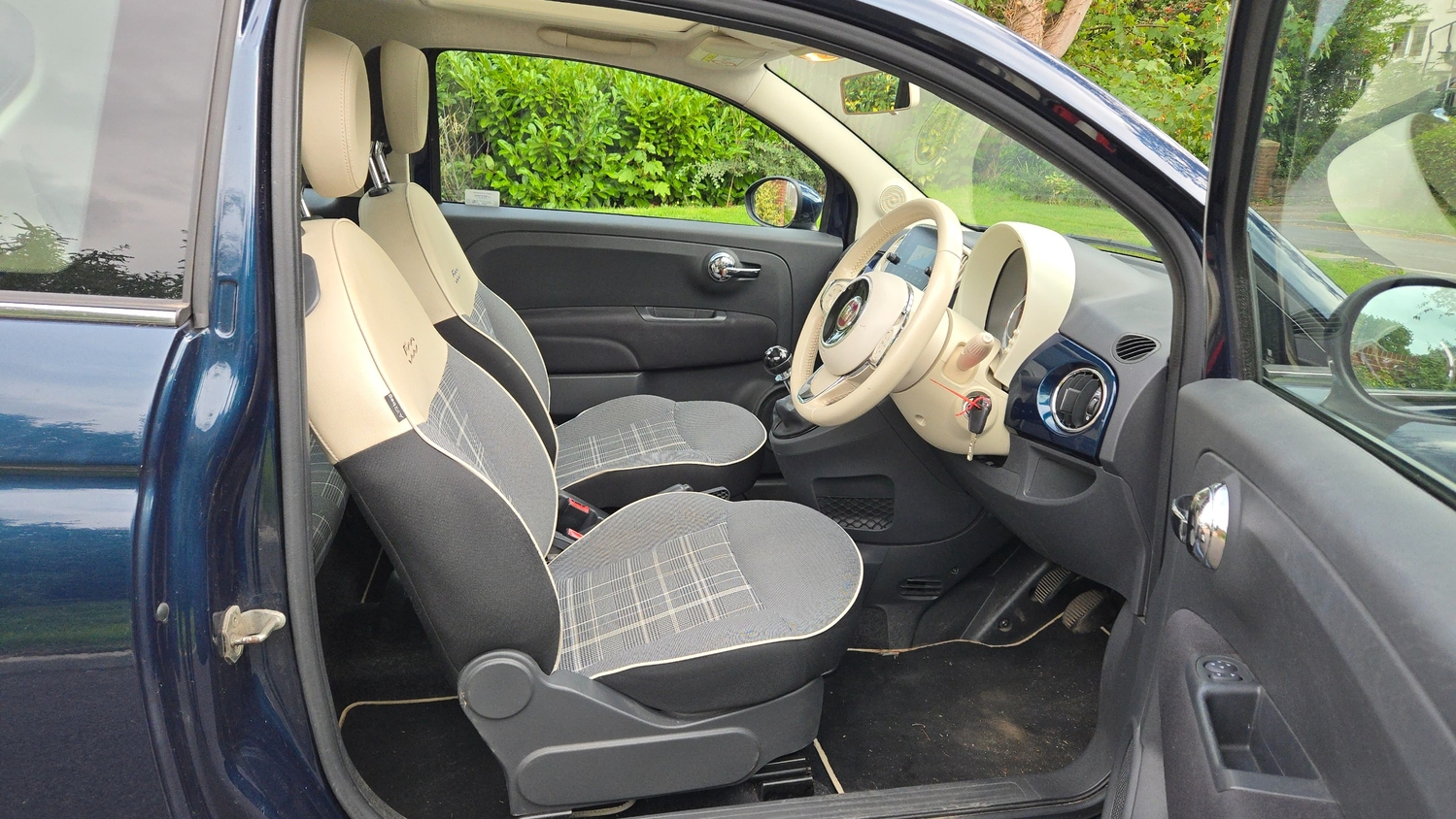 Fiat 500 2017 - Cars