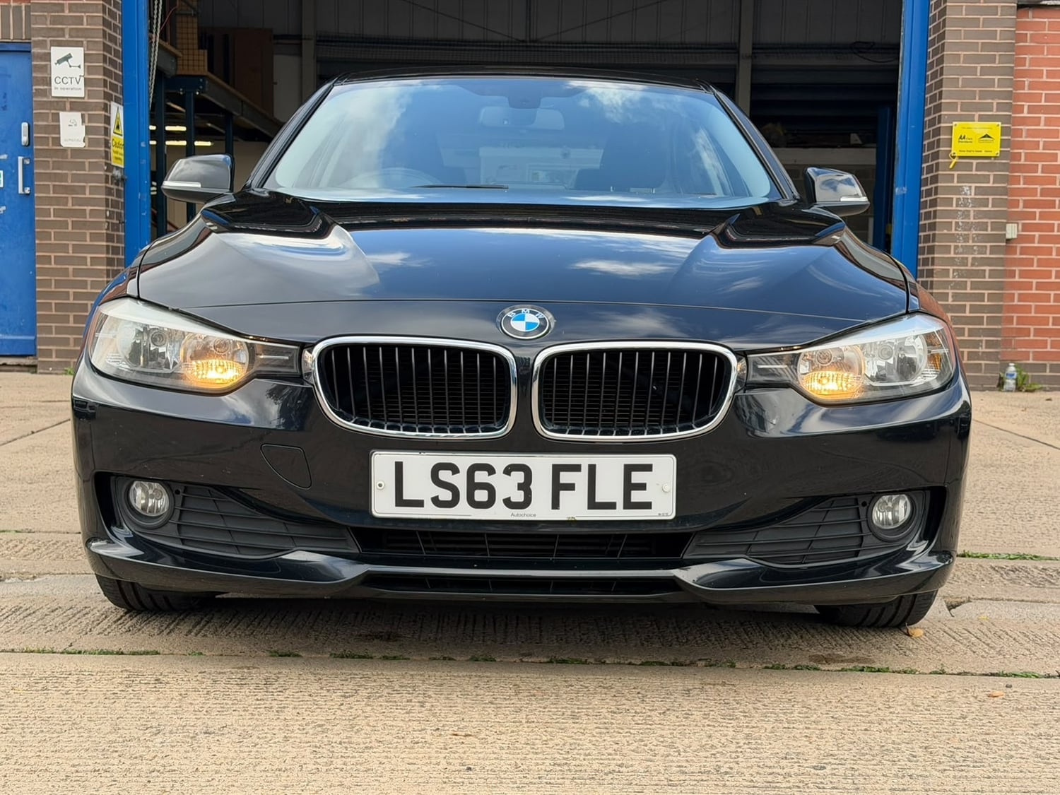 [ berth ]BMW 3 Series