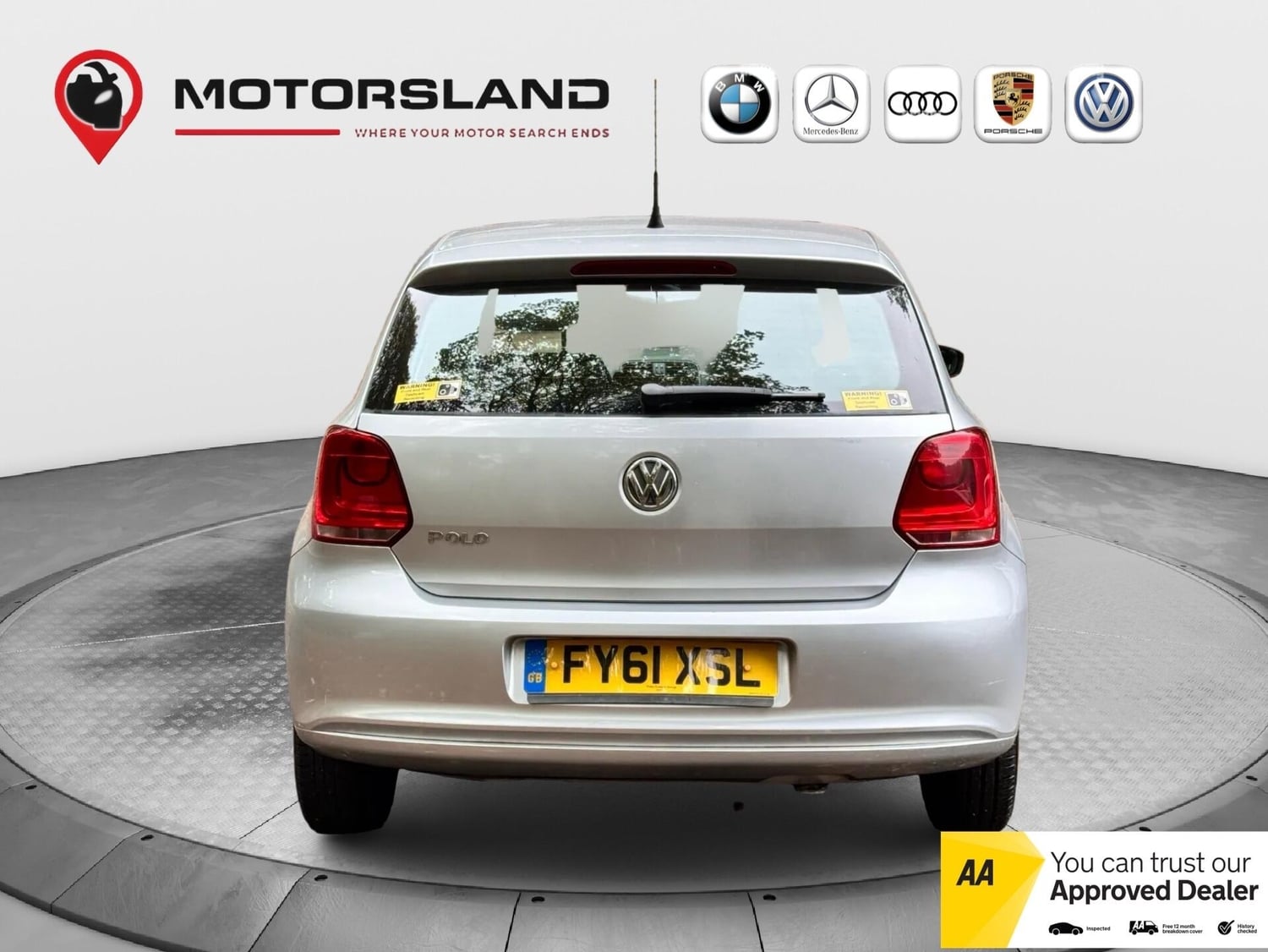 Volkswagen Polo 2011 - Cars