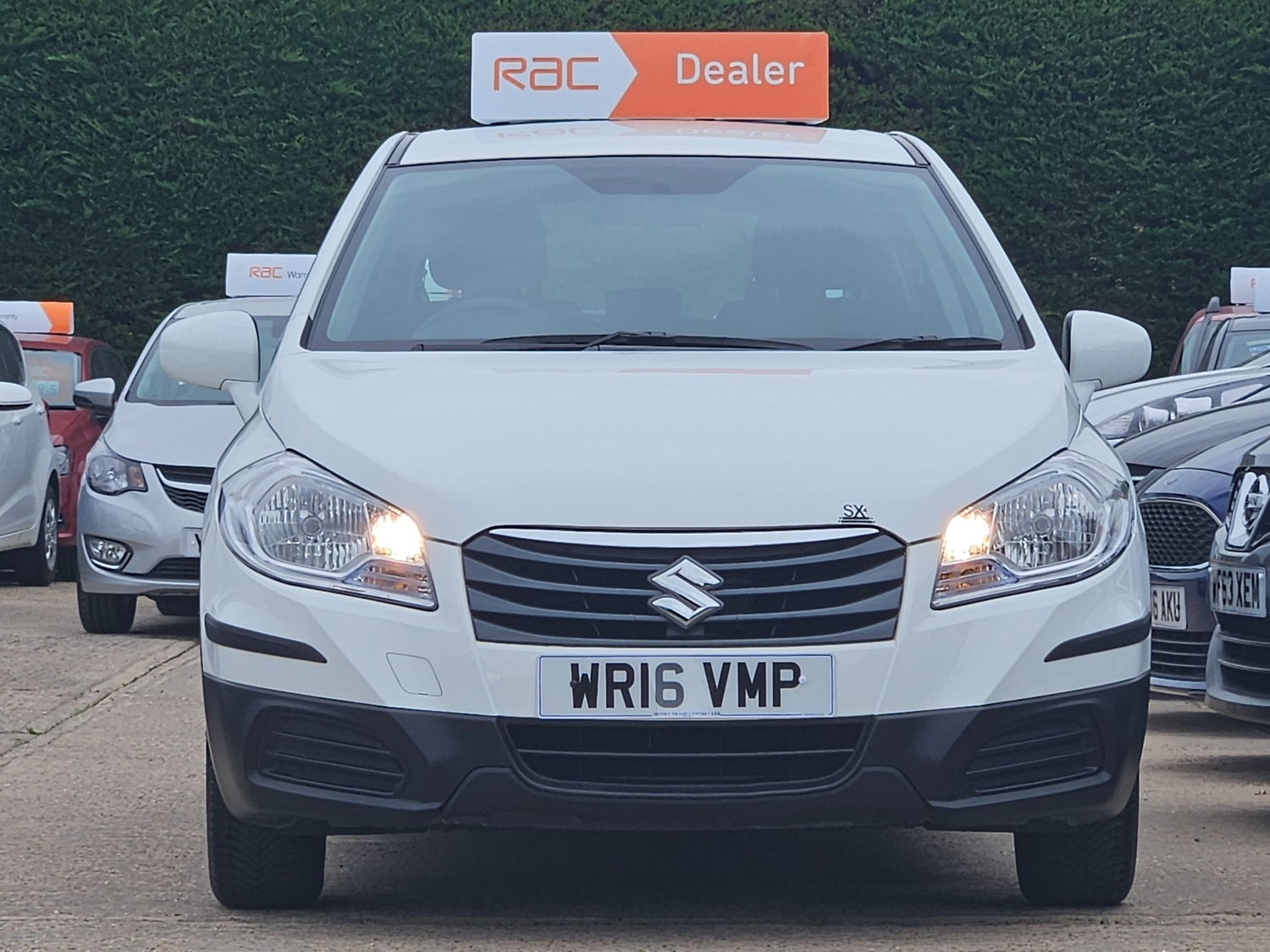 Suzuki SX4 2016 - Cars in Eastbourne
