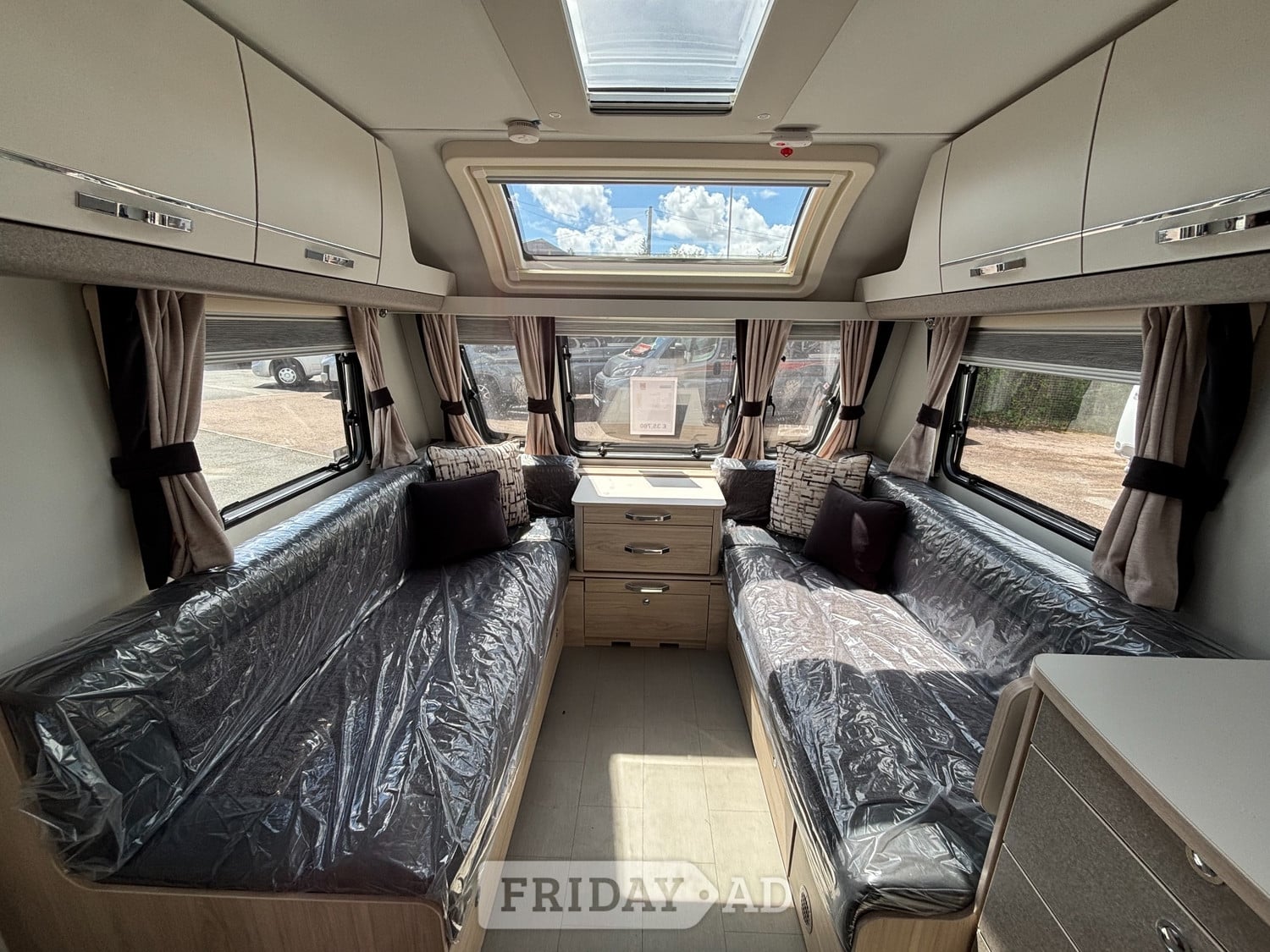 Elddis Avante 868 2026 - Motorhomes & Caravans in Gloucester