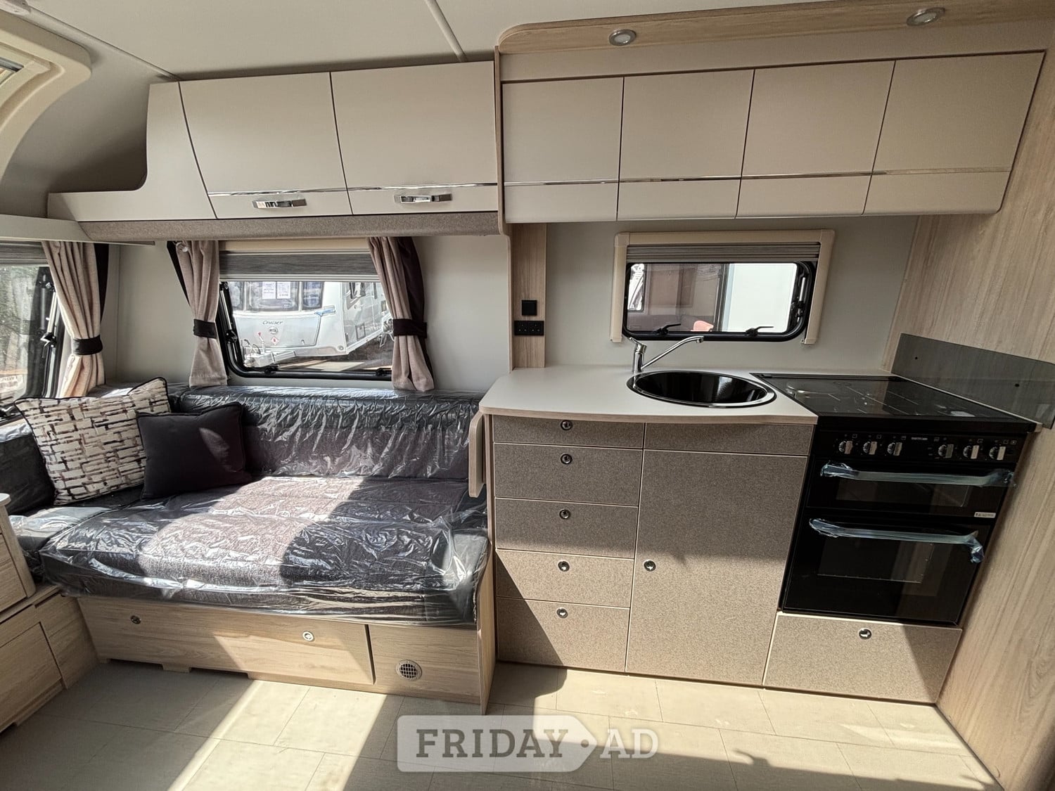 Elddis Avante 868 2026 - Motorhomes & Caravans