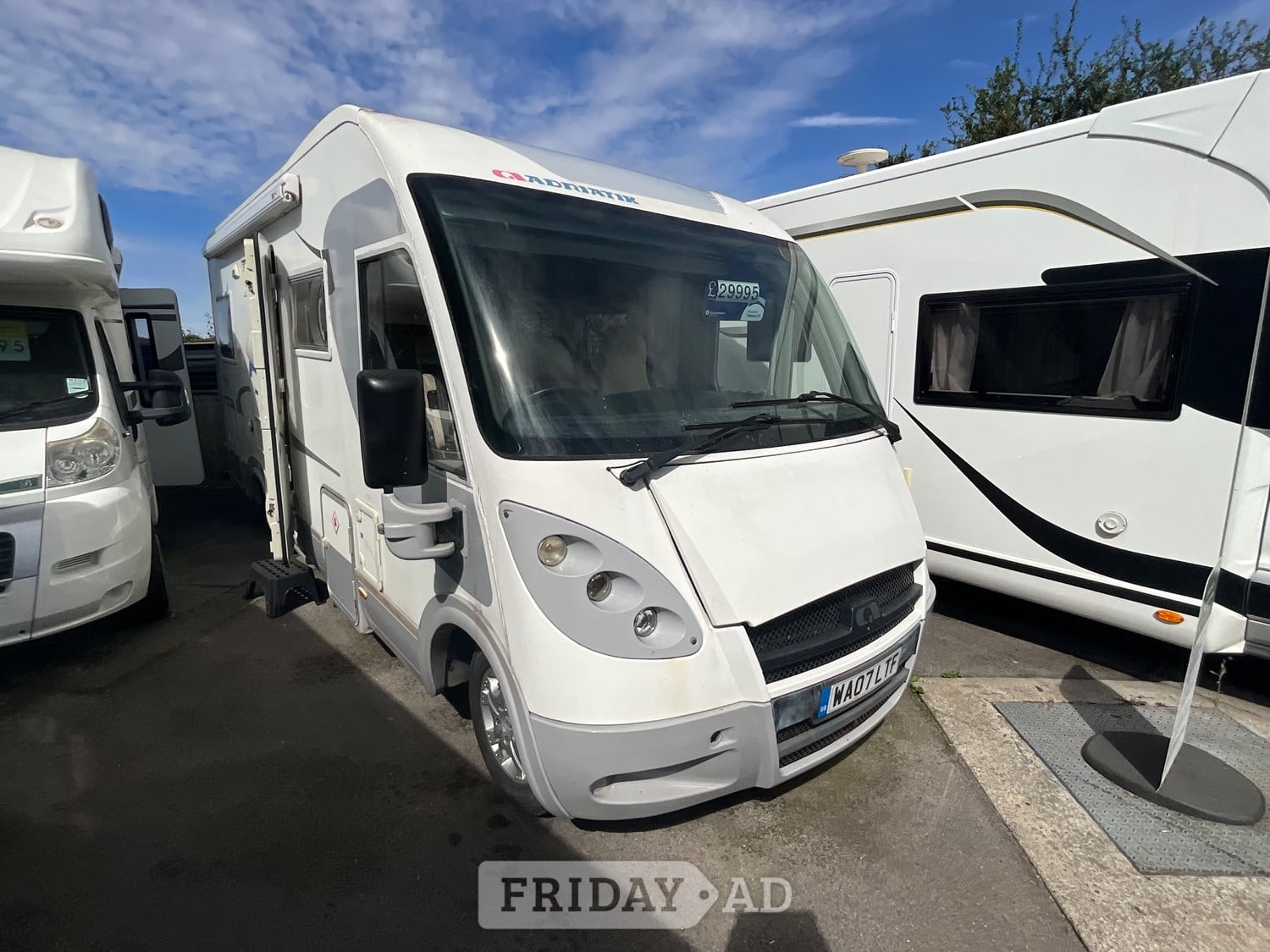 Adria Vision I 677 SP Somerton