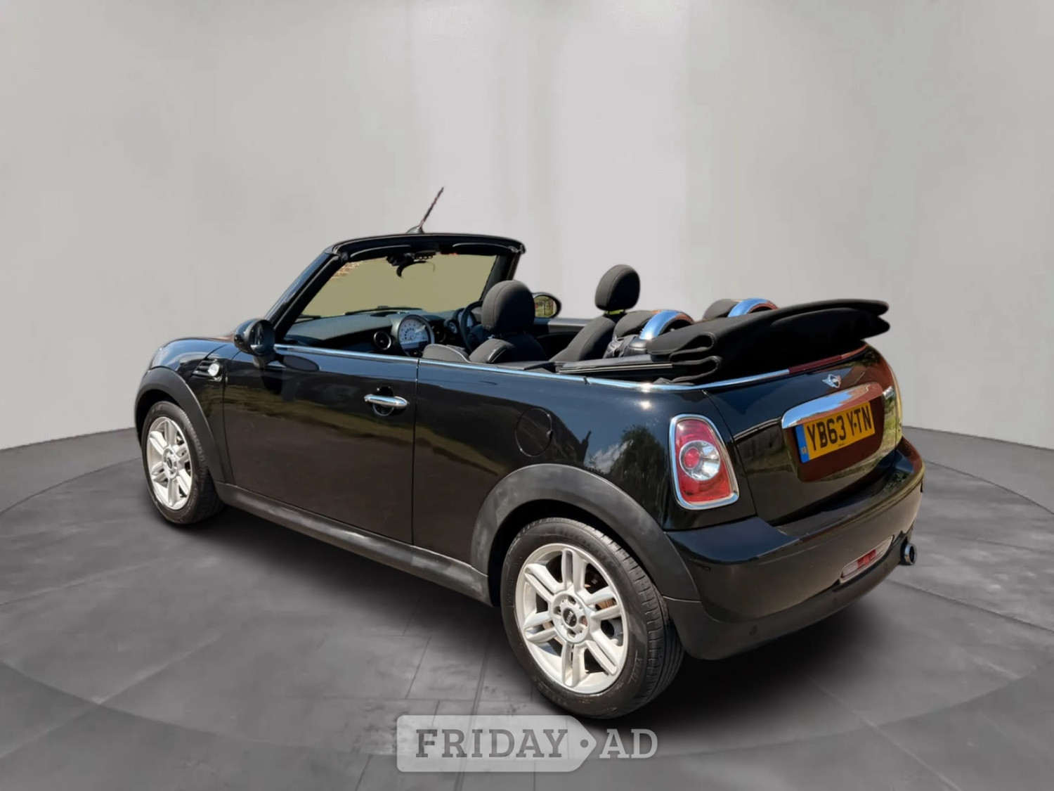 [ berth ]Mini Convertible