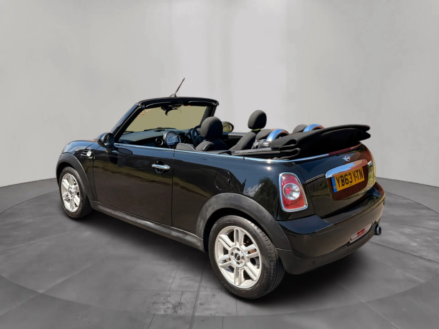 [ berth ]Mini Convertible