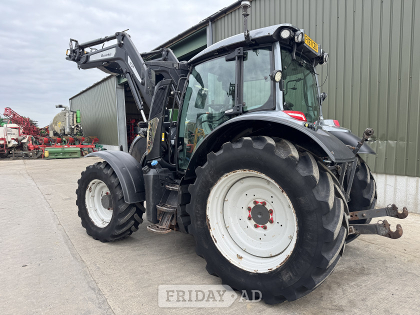 Valtra  York