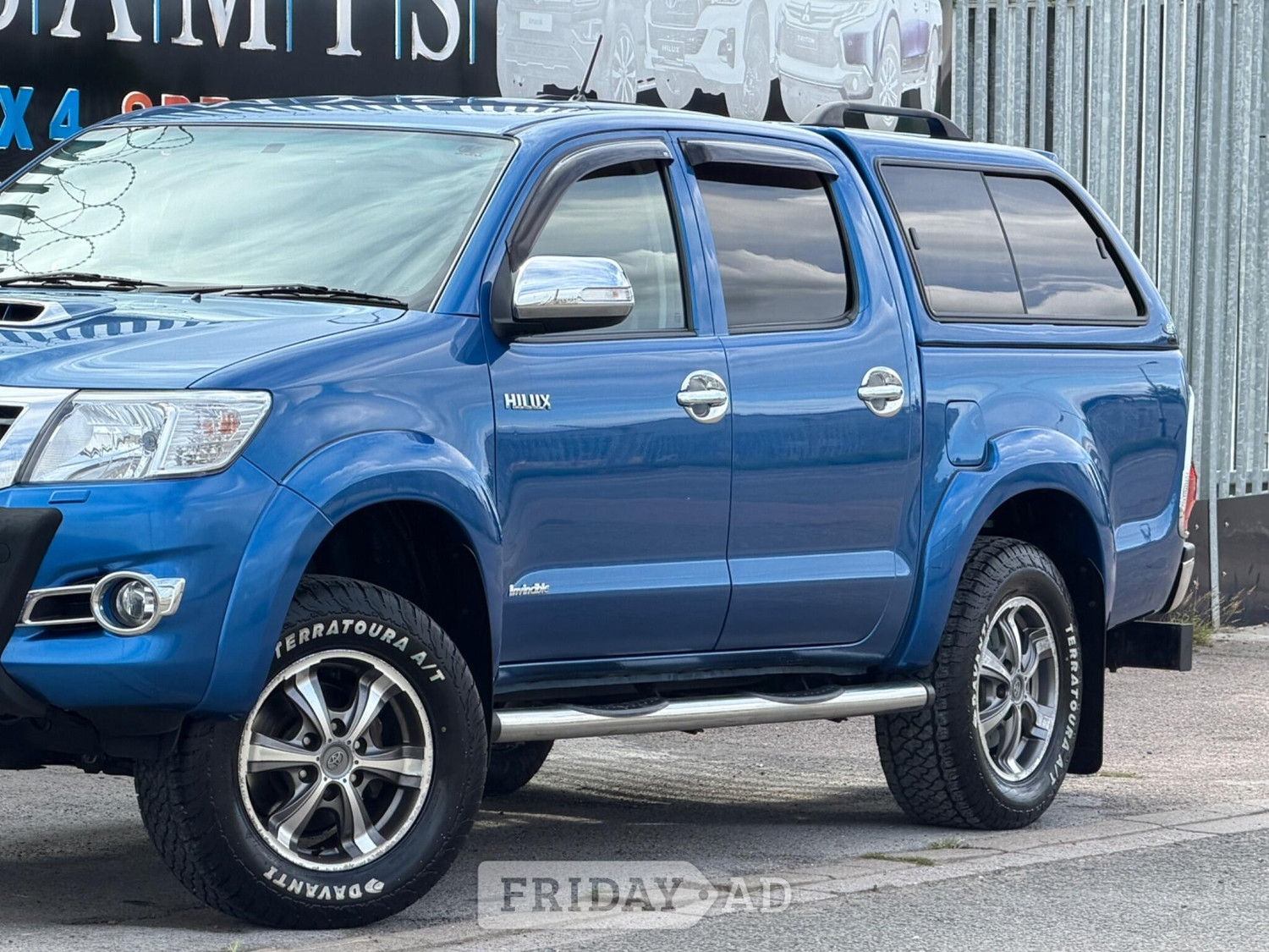 [ berth ]Toyota Hilux