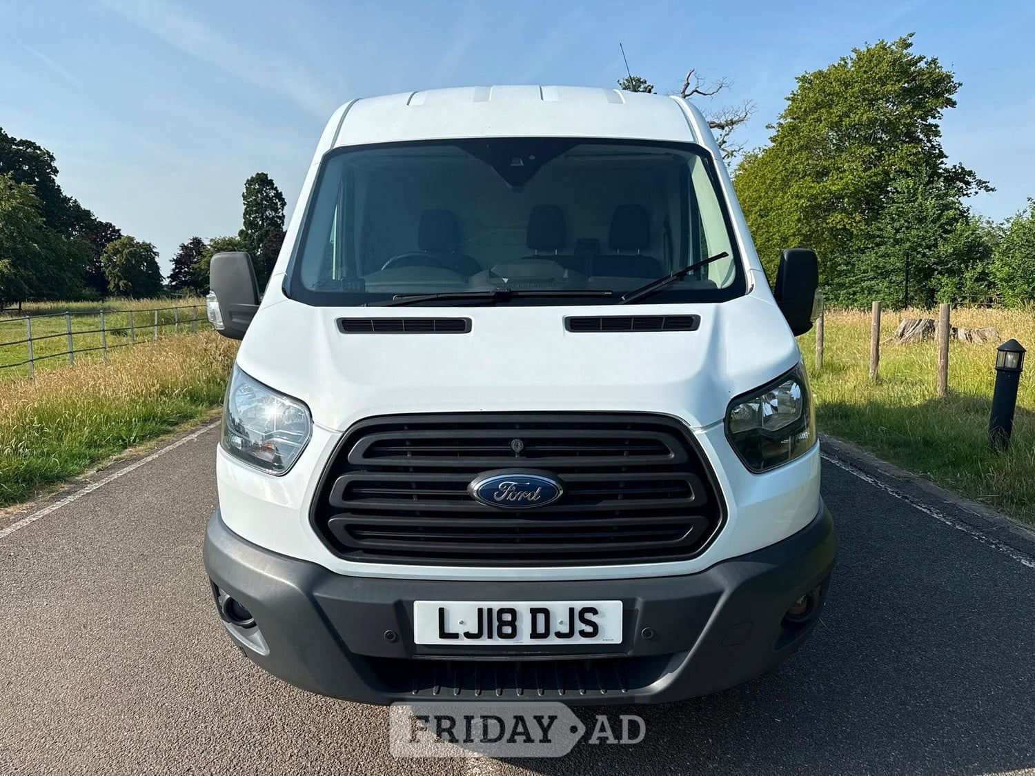 [ berth ]Ford Transit