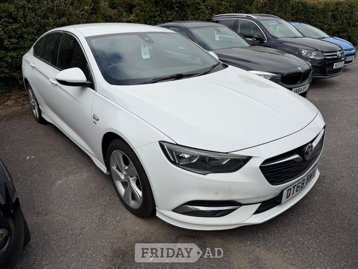 Vauxhall Insignia 2019 in Gillingham