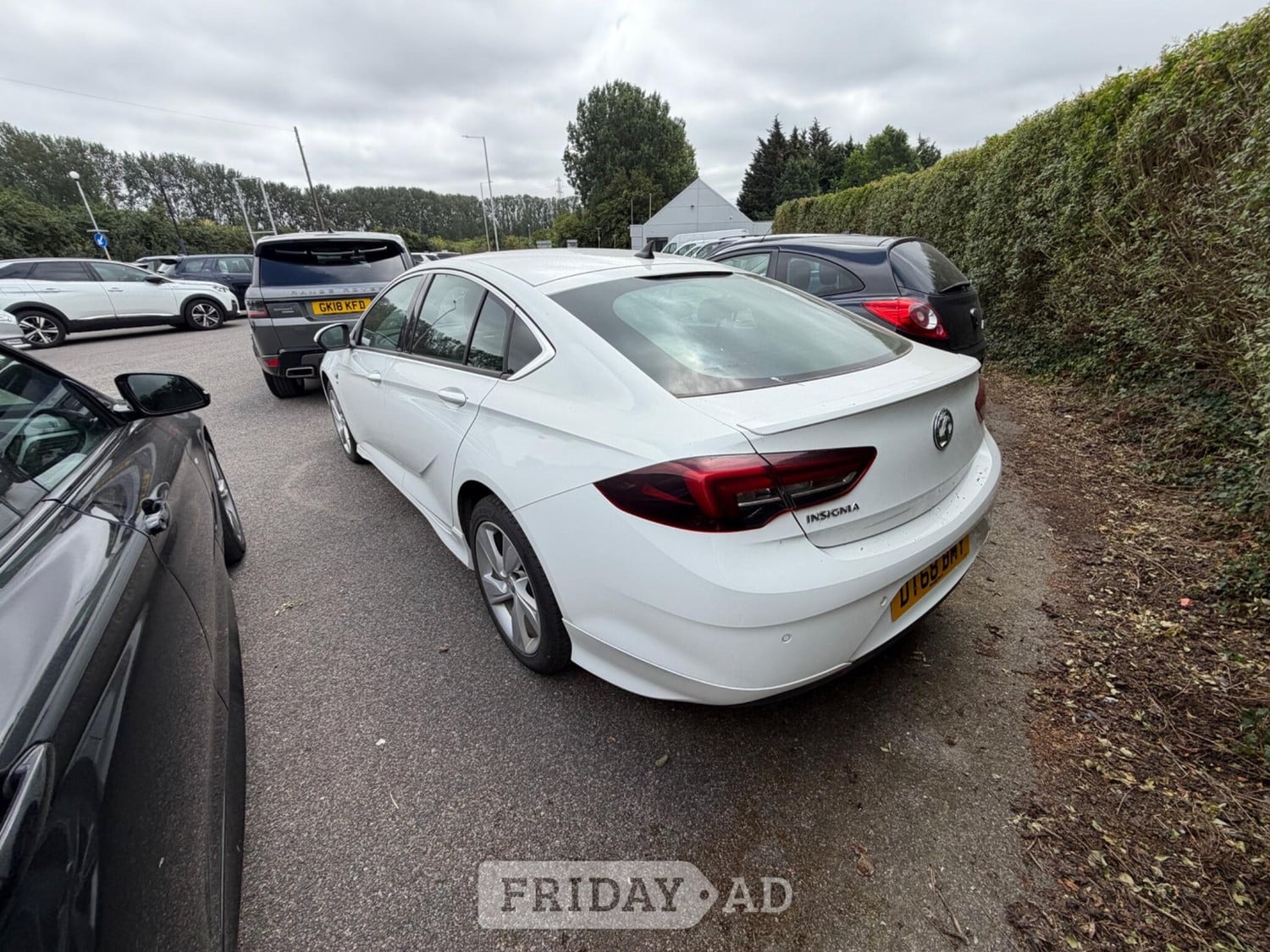 [ berth ]Vauxhall Insignia