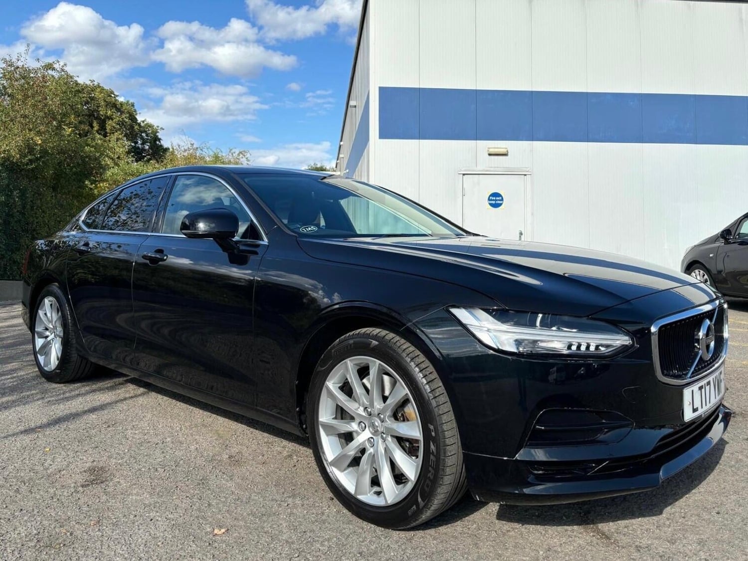 Volvo S90 2017 - Cars