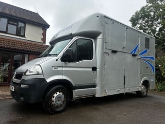 Equestrivan  Vauxhall Horsebox