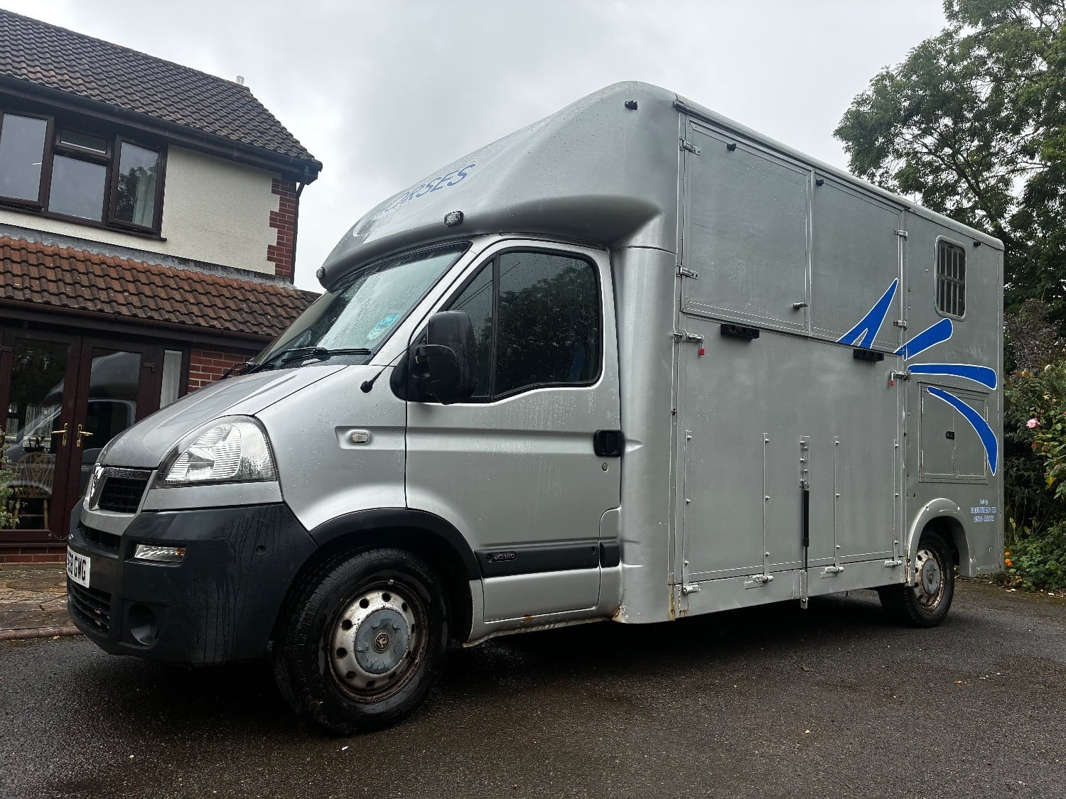 Equestrivan  Vauxhall Horsebox in Honiton