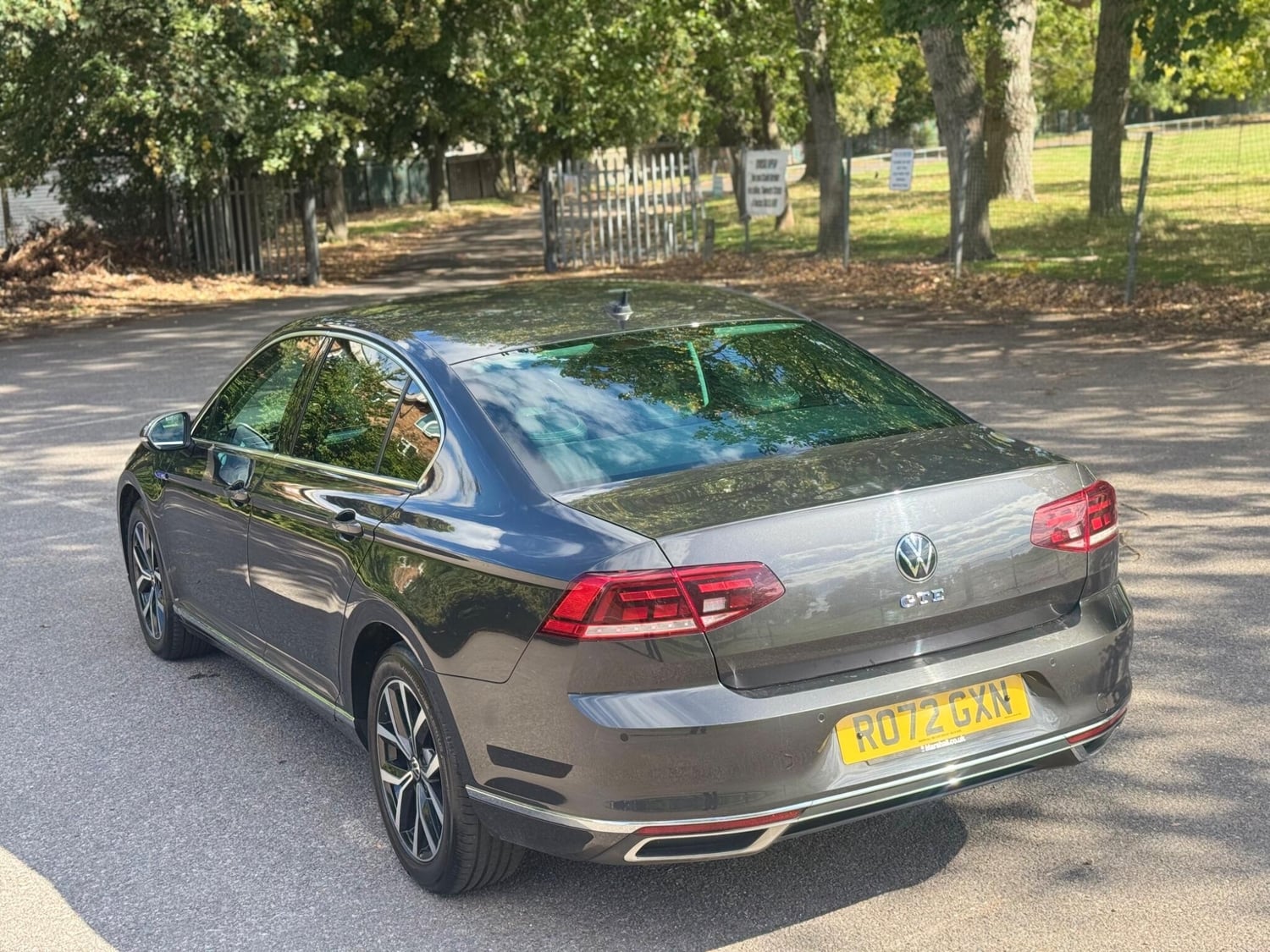 Volkswagen Passat 2022 - Cars in Romford
