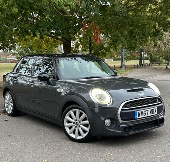 Mini Hatch 2017