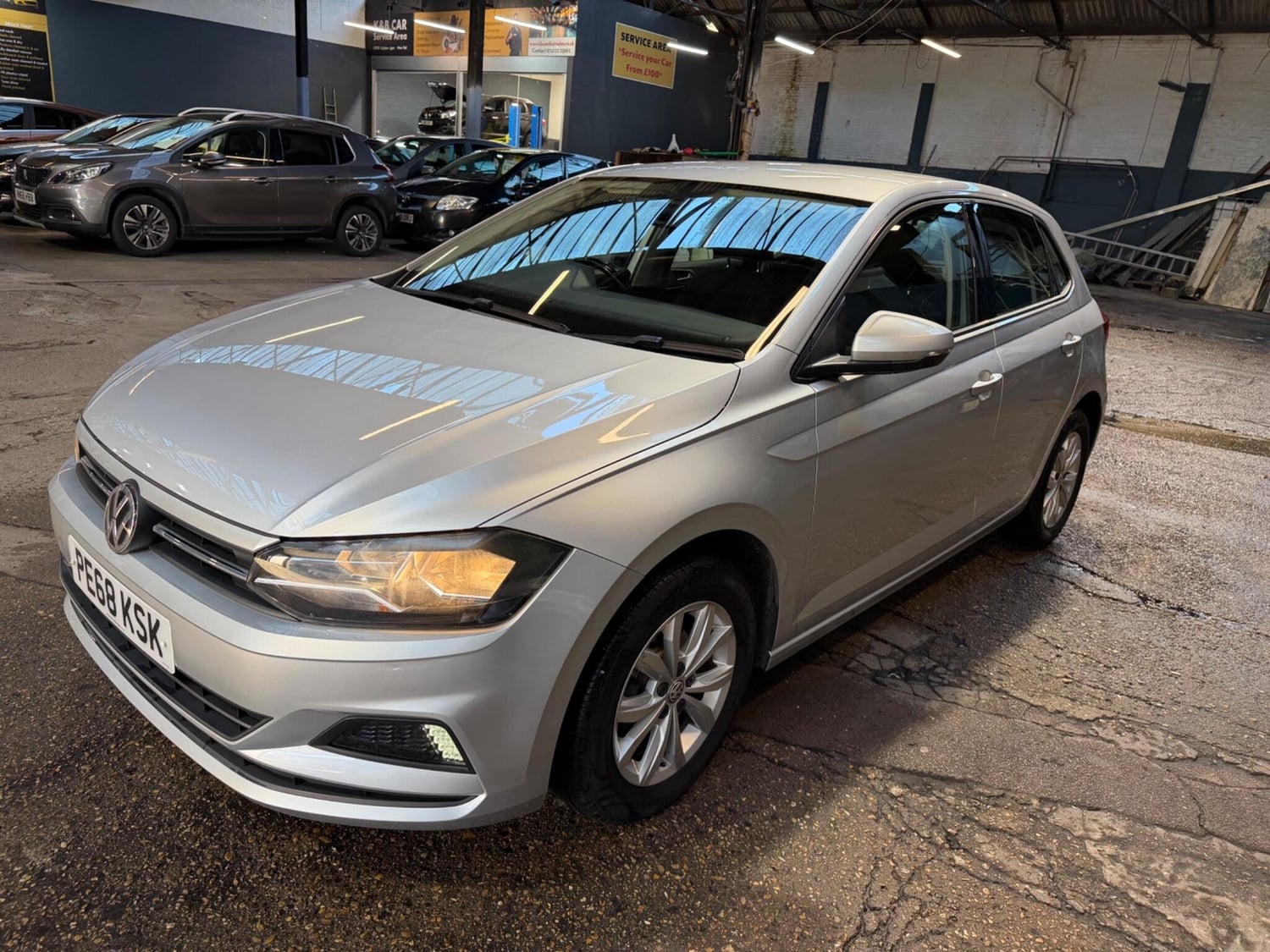 [ berth ]Volkswagen Polo
