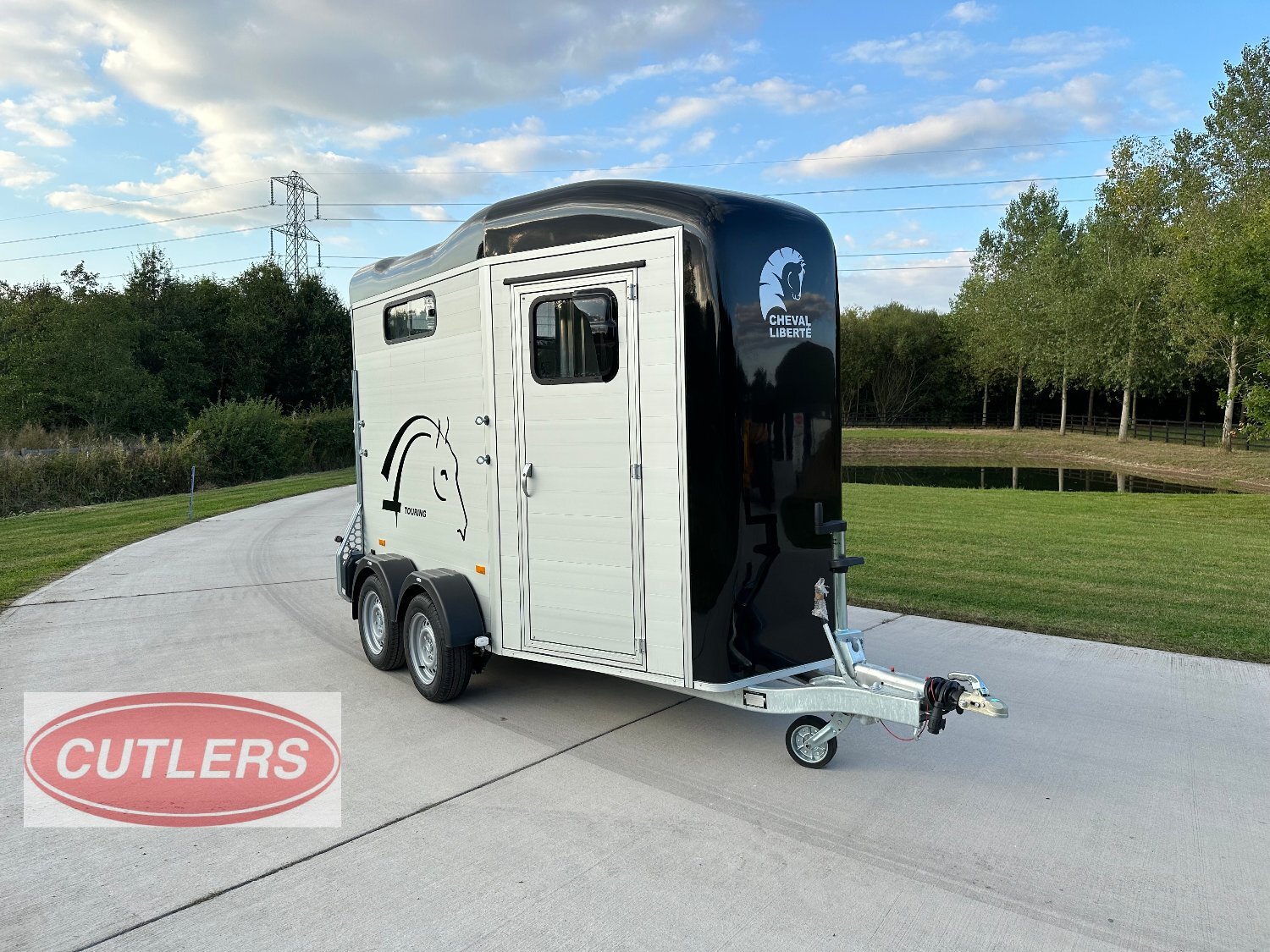 Cheval Liberte Touring Country Other Horse Trailer - Trailers & Horseboxes