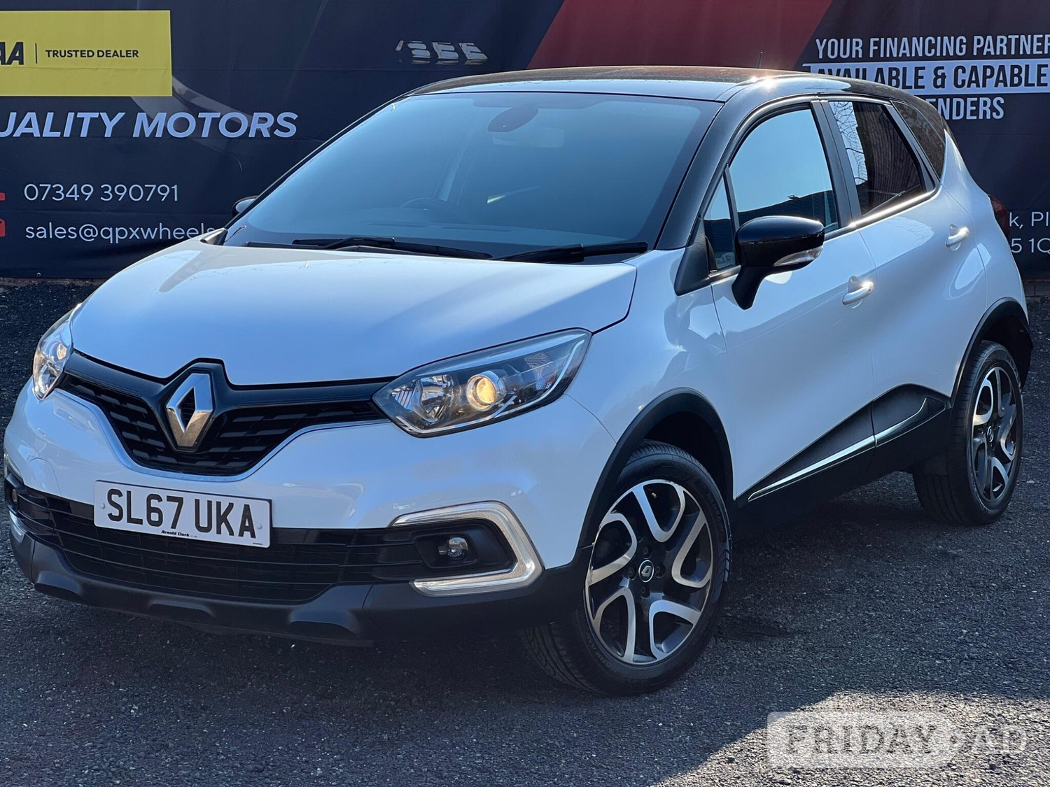 [ berth ]Renault Captur