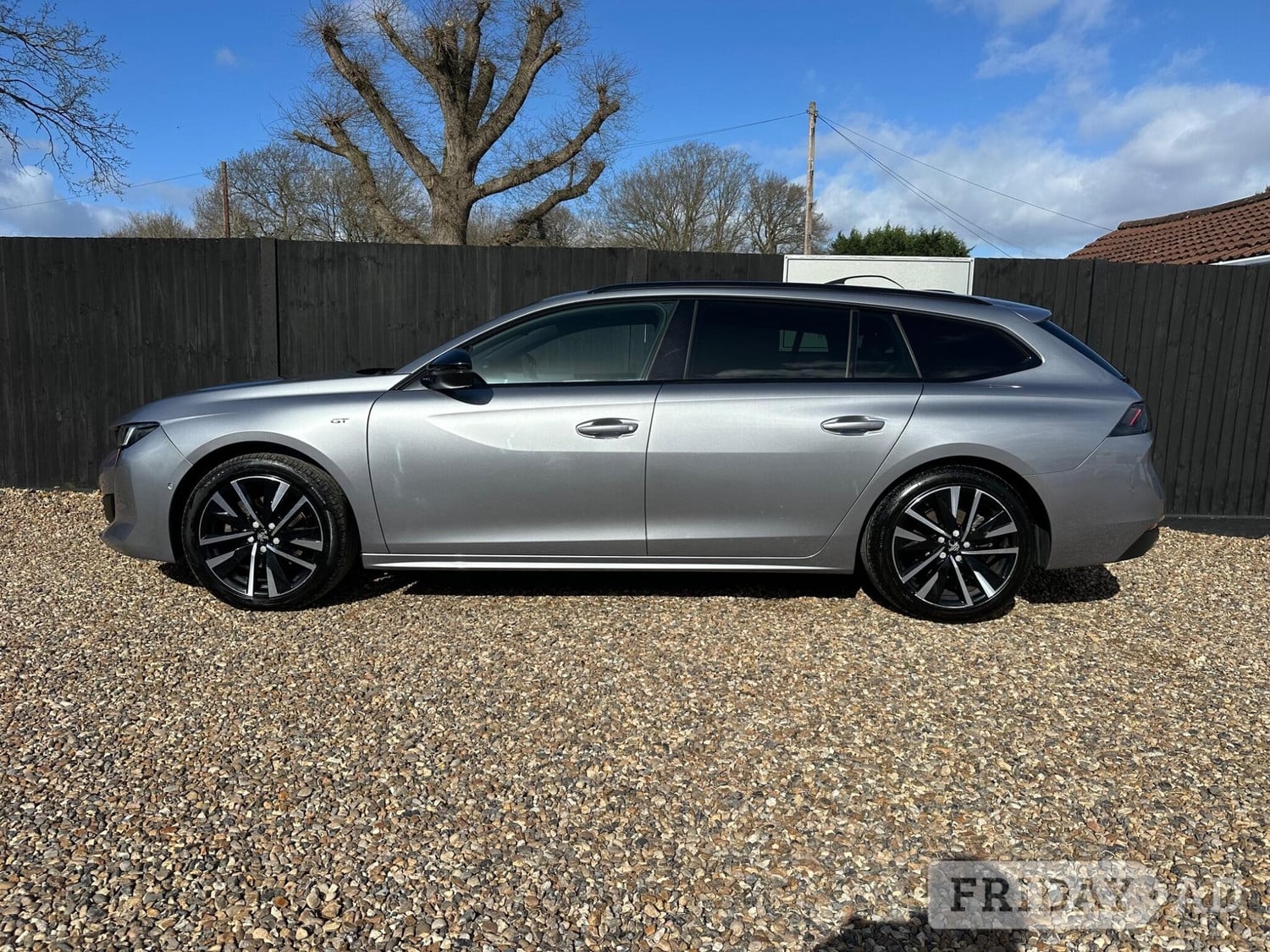 [ berth ]Peugeot 508 SW