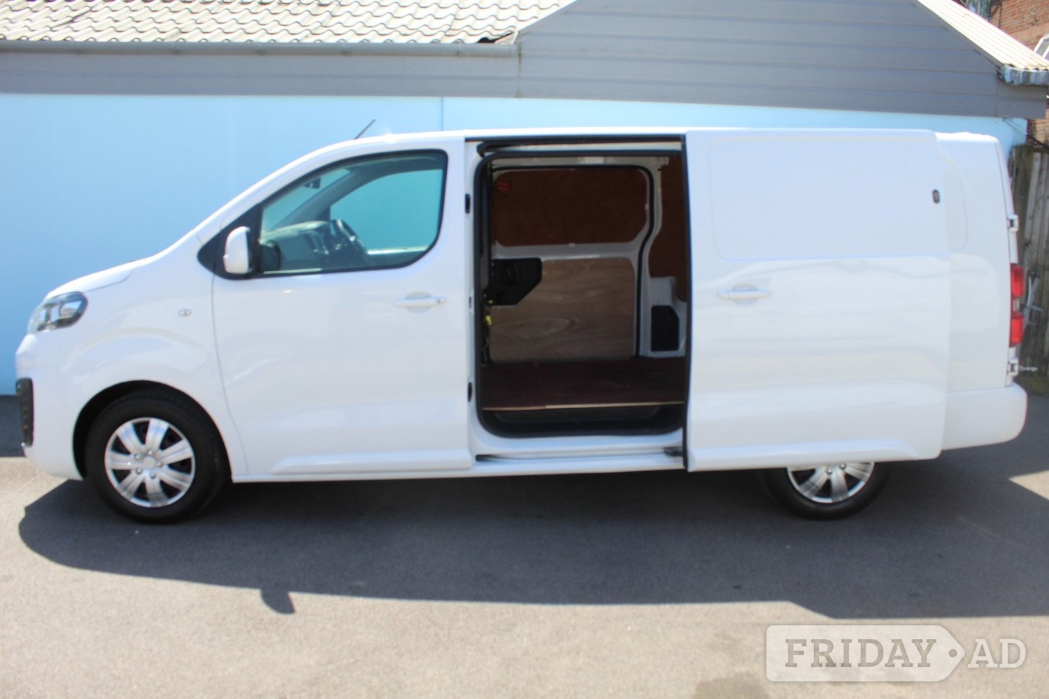 Vauxhall Vivaro 2020 - Vans & Commercial Vehicles in Southampton