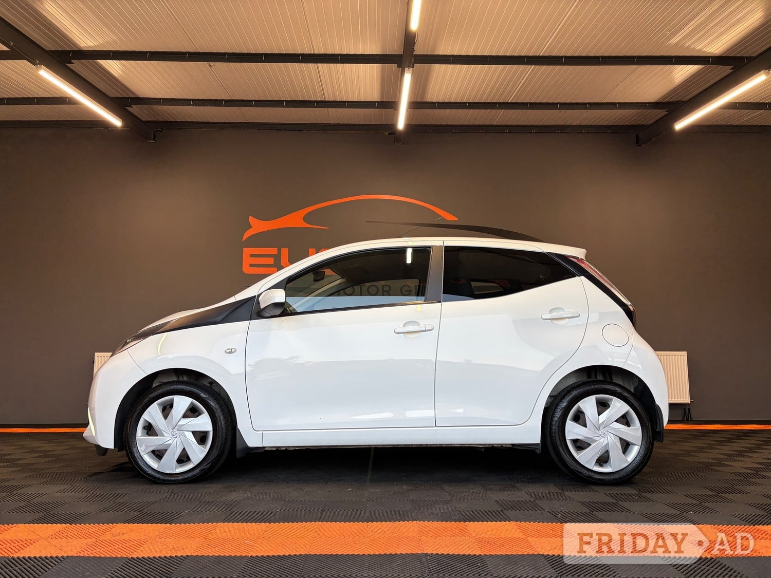 Toyota Aygo 2015 - Cars