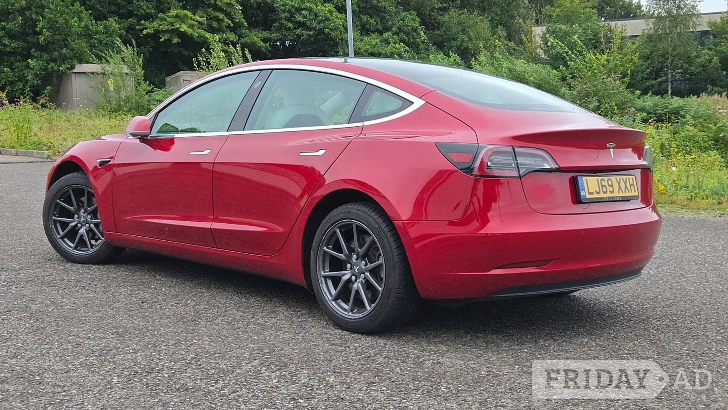 [ berth ]Tesla Model 3