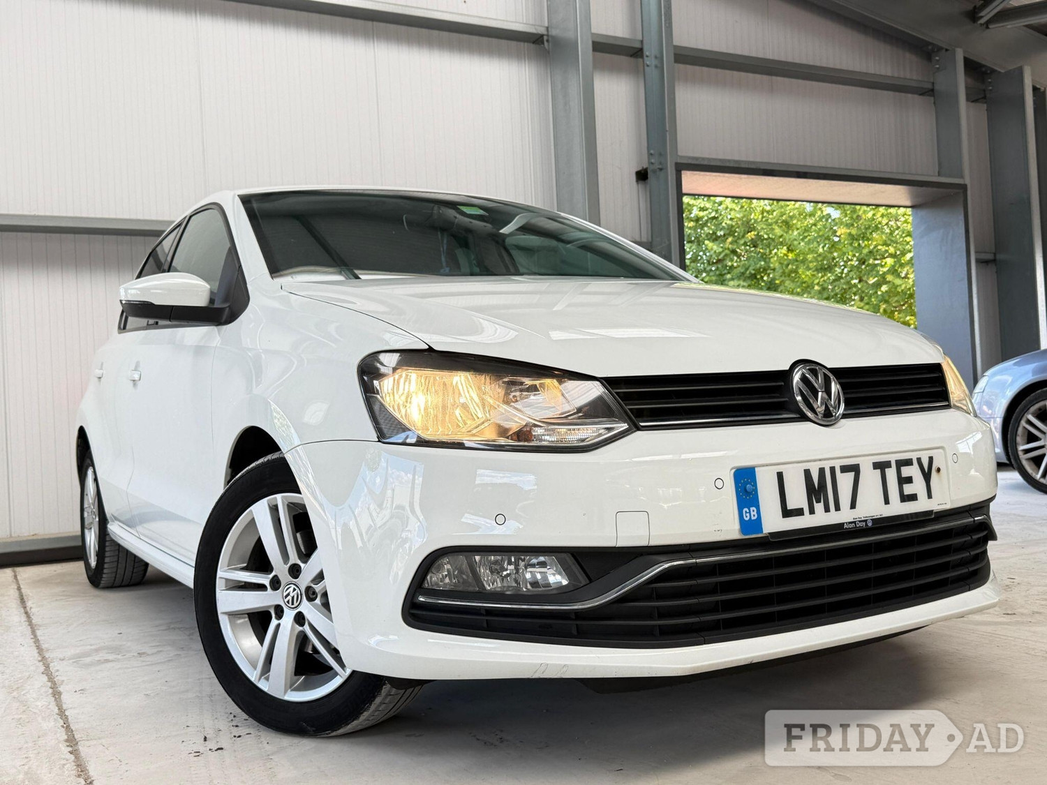 Volkswagen Polo 2017 - Cars in Hillingdon