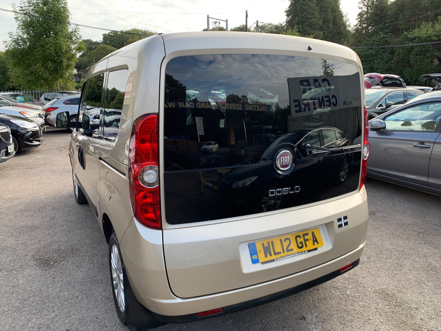 Fiat Doblo 2012 - Cars
