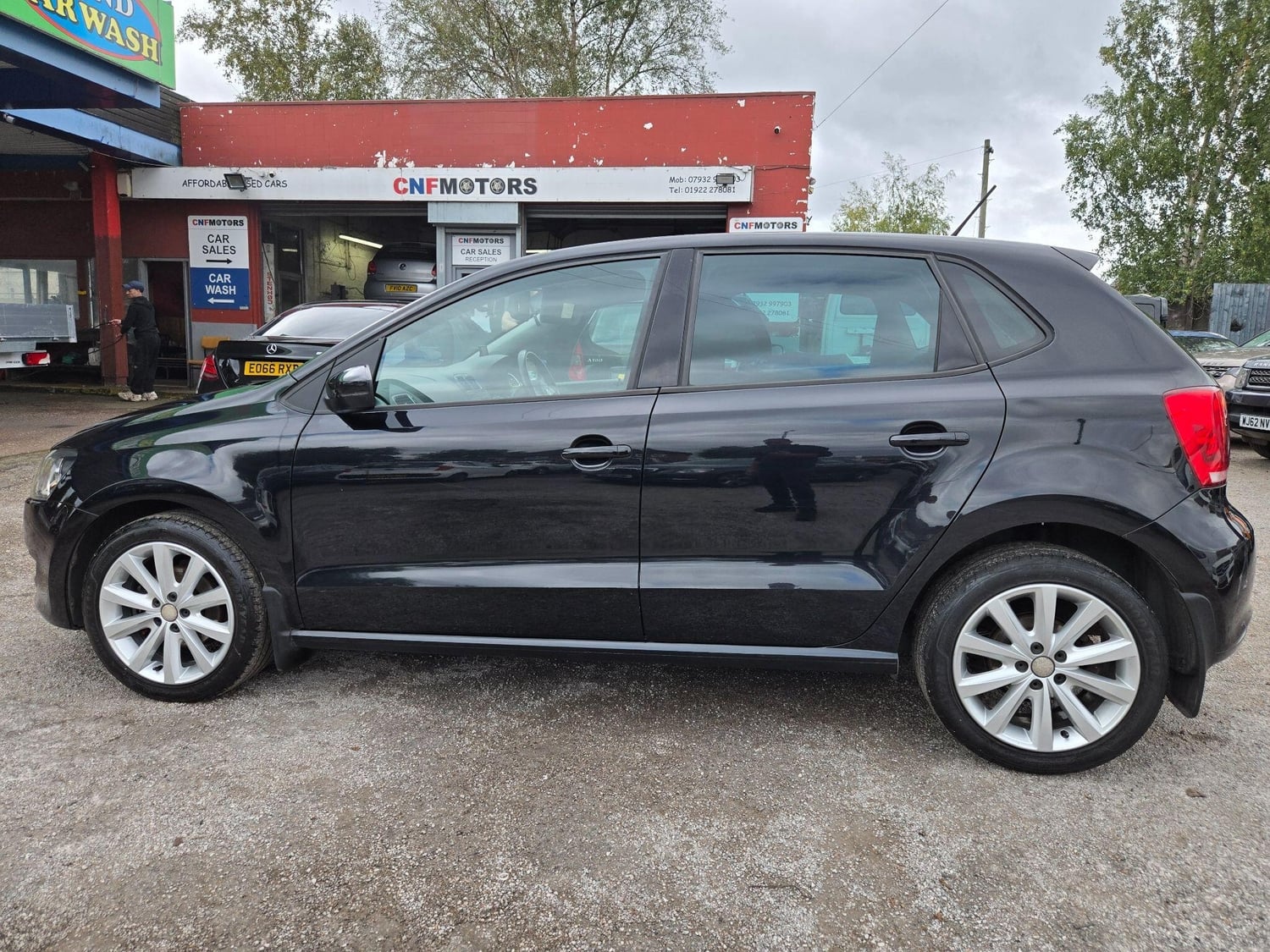 Volkswagen Polo 2013 - Cars