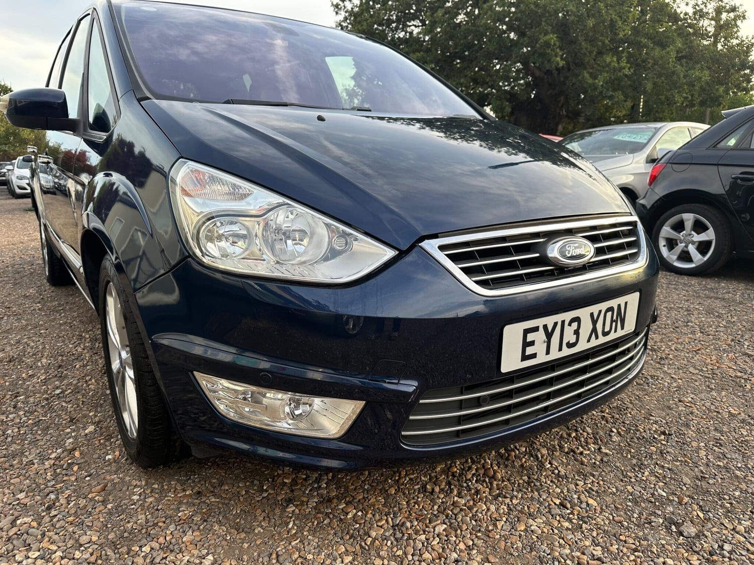 Ford Galaxy 2013 - Cars
