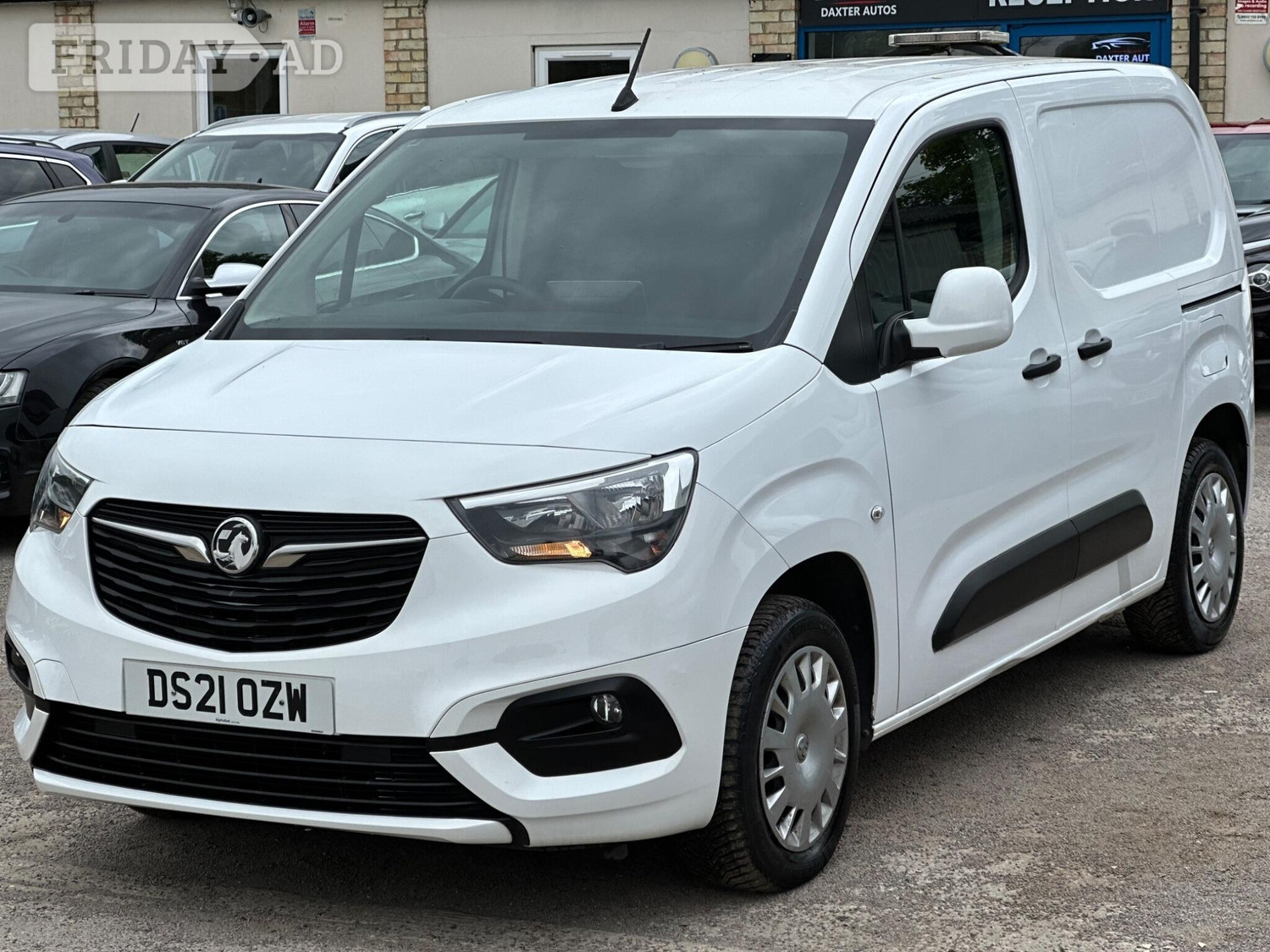 [ berth ]Vauxhall Combo