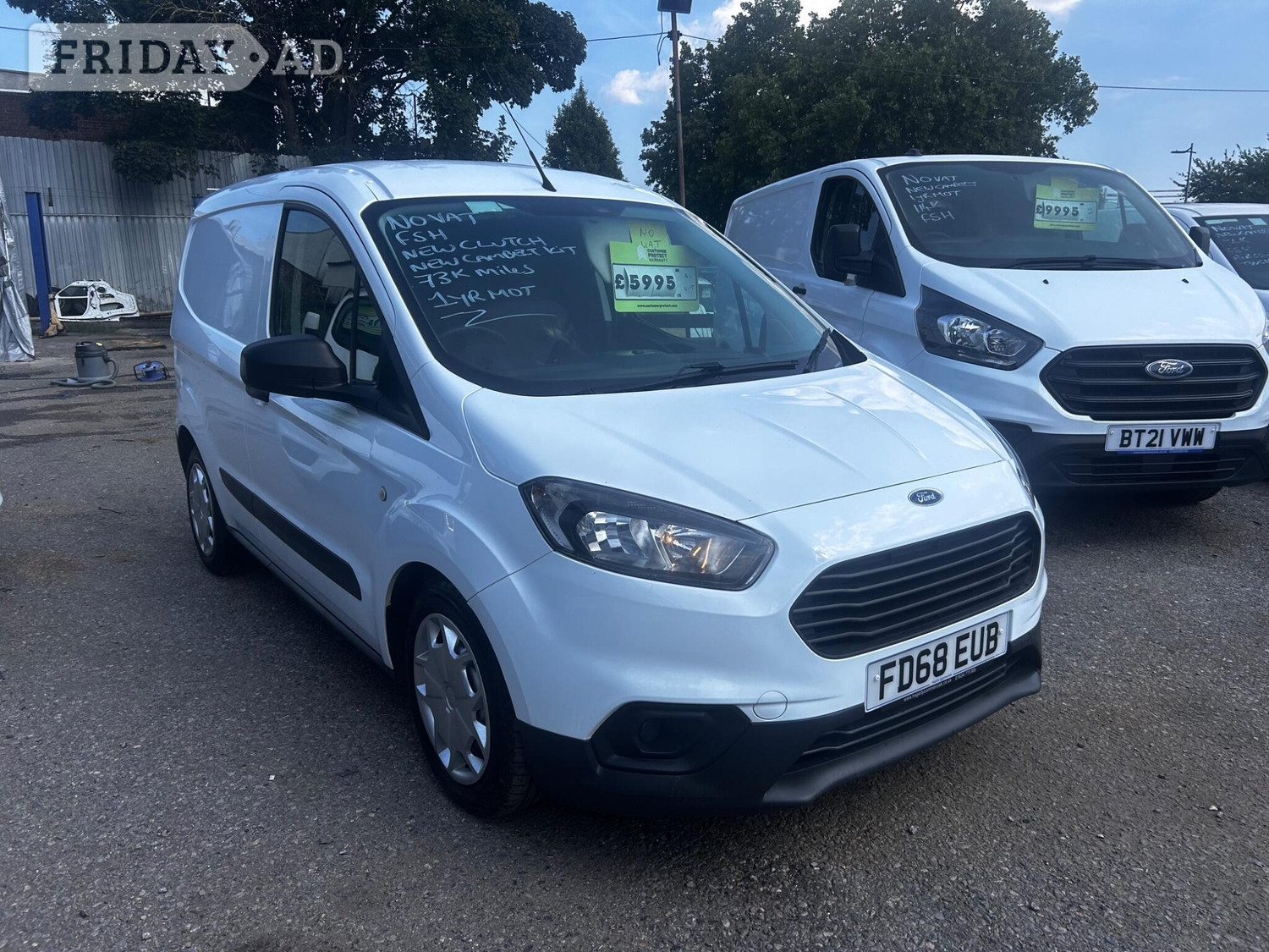 [ berth ]Ford Transit Courier