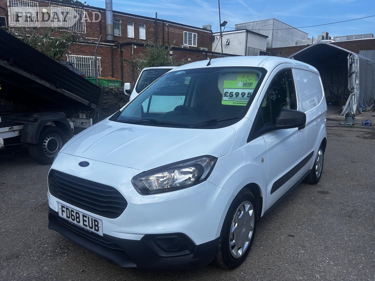Ford Transit Courier 2018 - Vans & Commercial Vehicles in Rochester