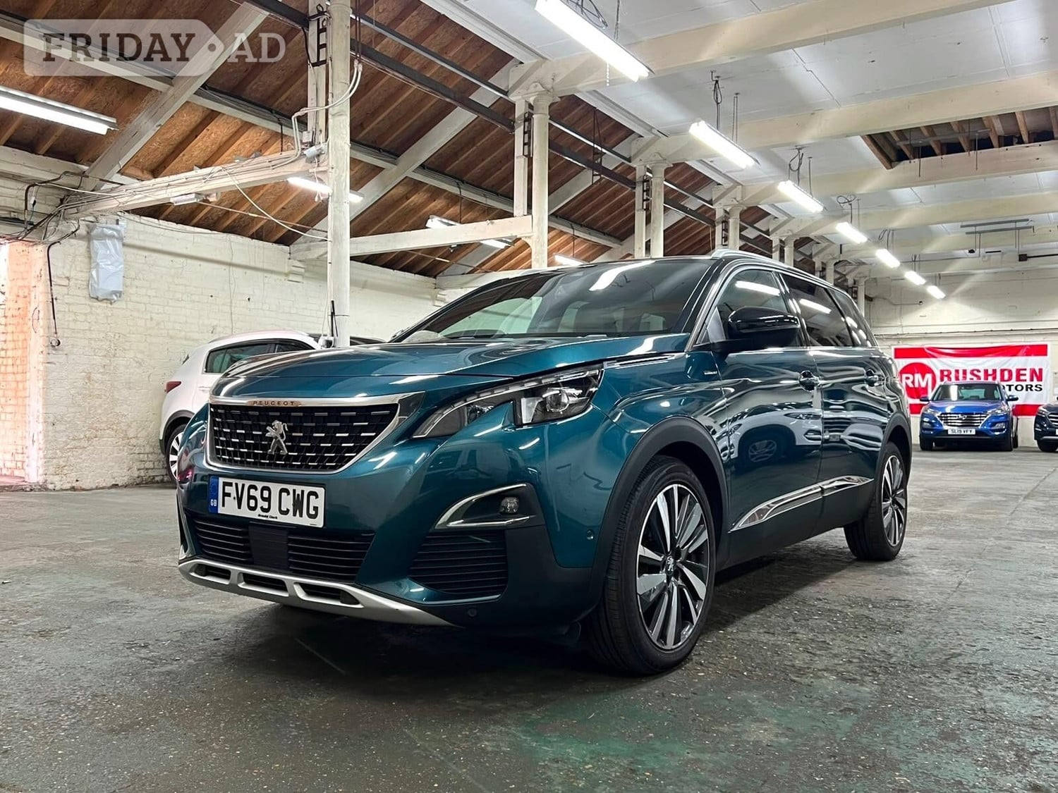 Peugeot 5008 2019 - Cars in Rushden