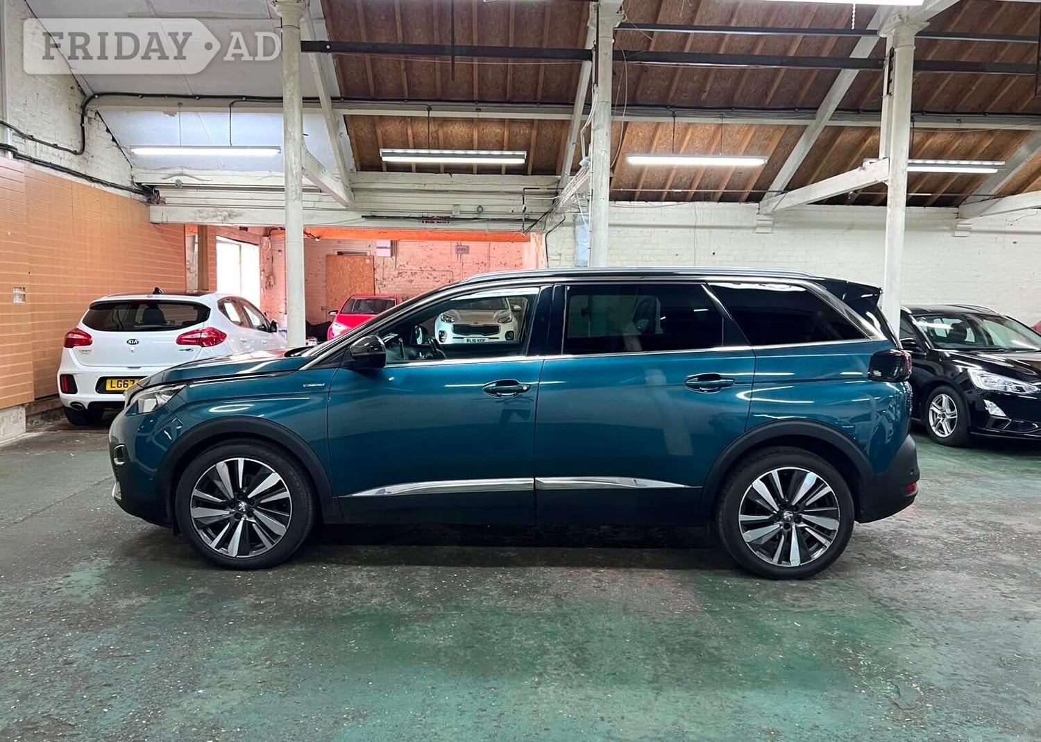 Peugeot 5008 2019 - Cars