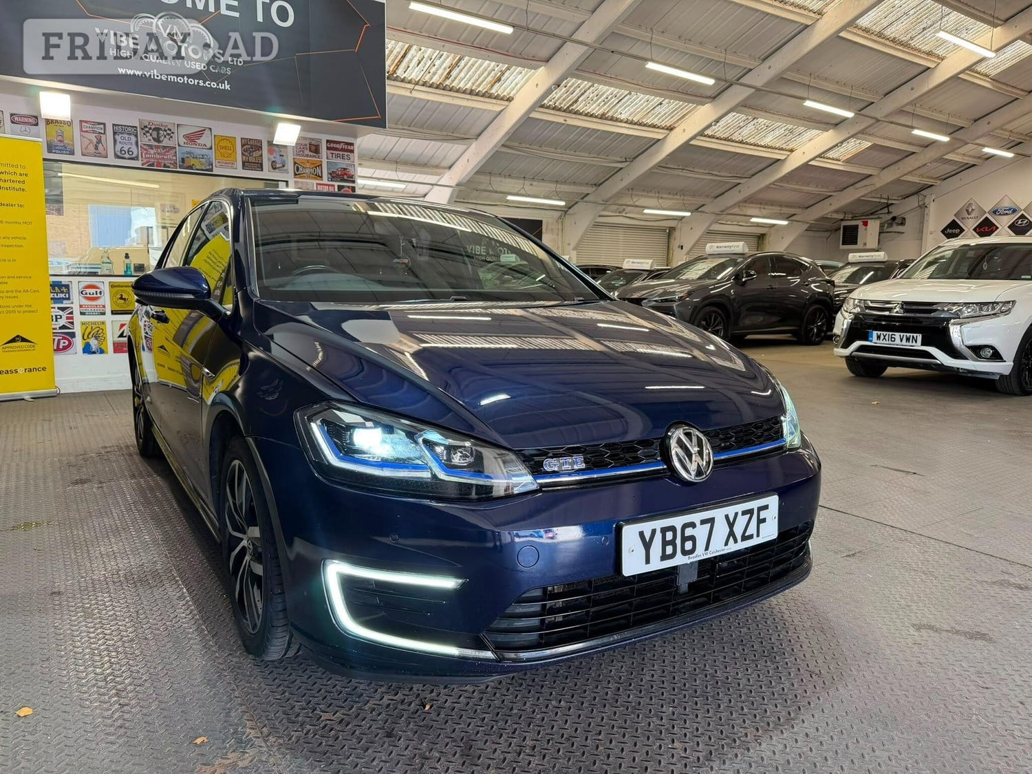 Volkswagen Golf 2017 - Cars in Harrow